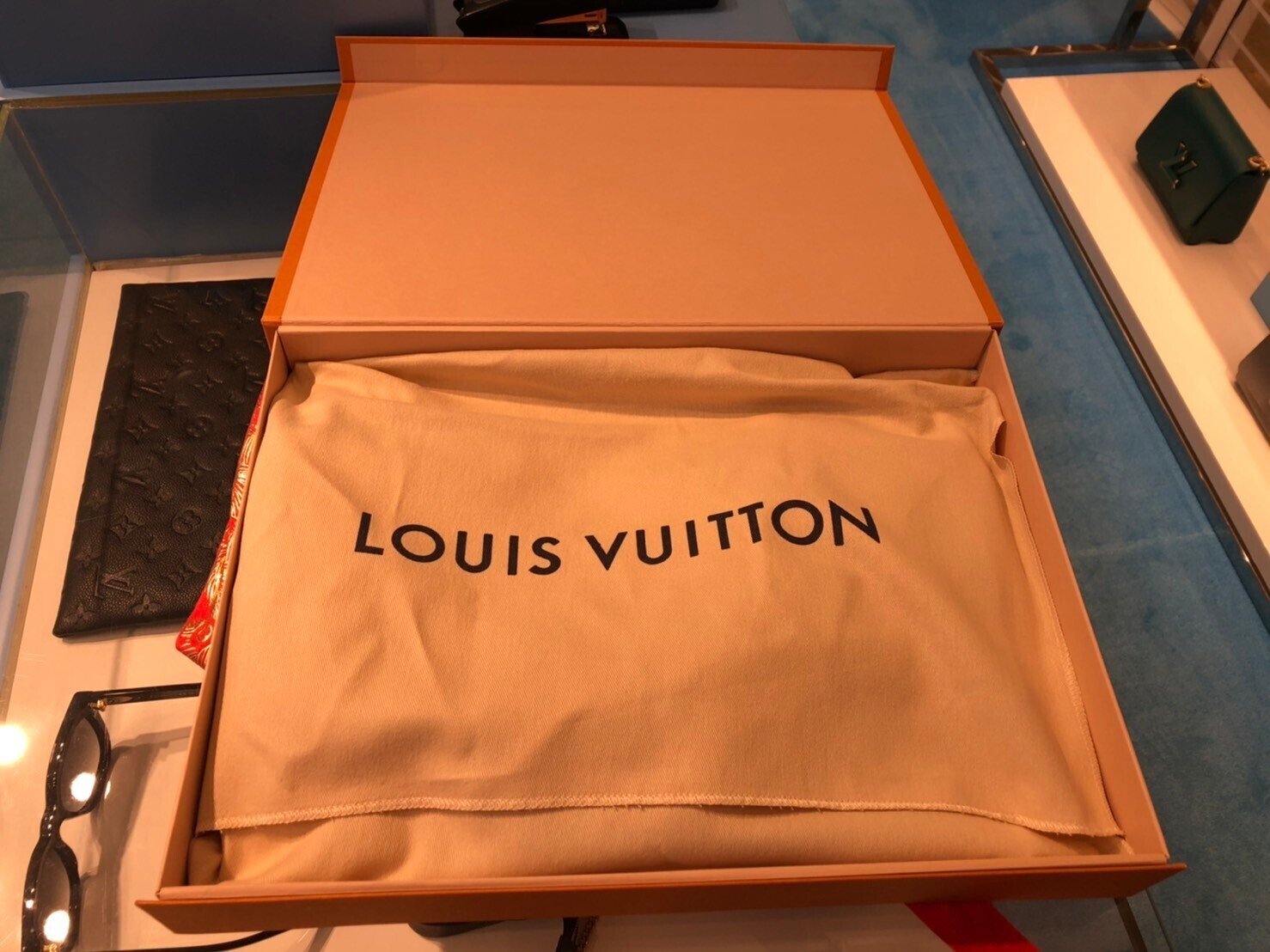 在庫復活からの奇妙な冒険の道を歩んだLouis Vuitton バックパックの 
