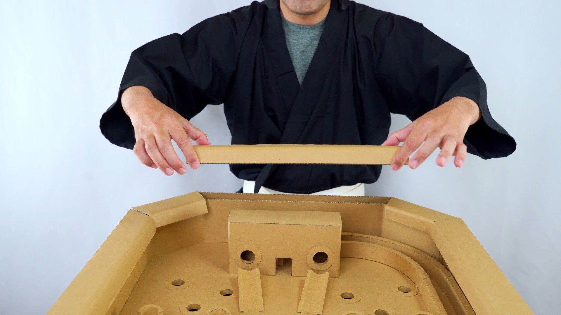 ボードゲーム】野球盤ピンボールをダンボールで作ってみた｜侍さん