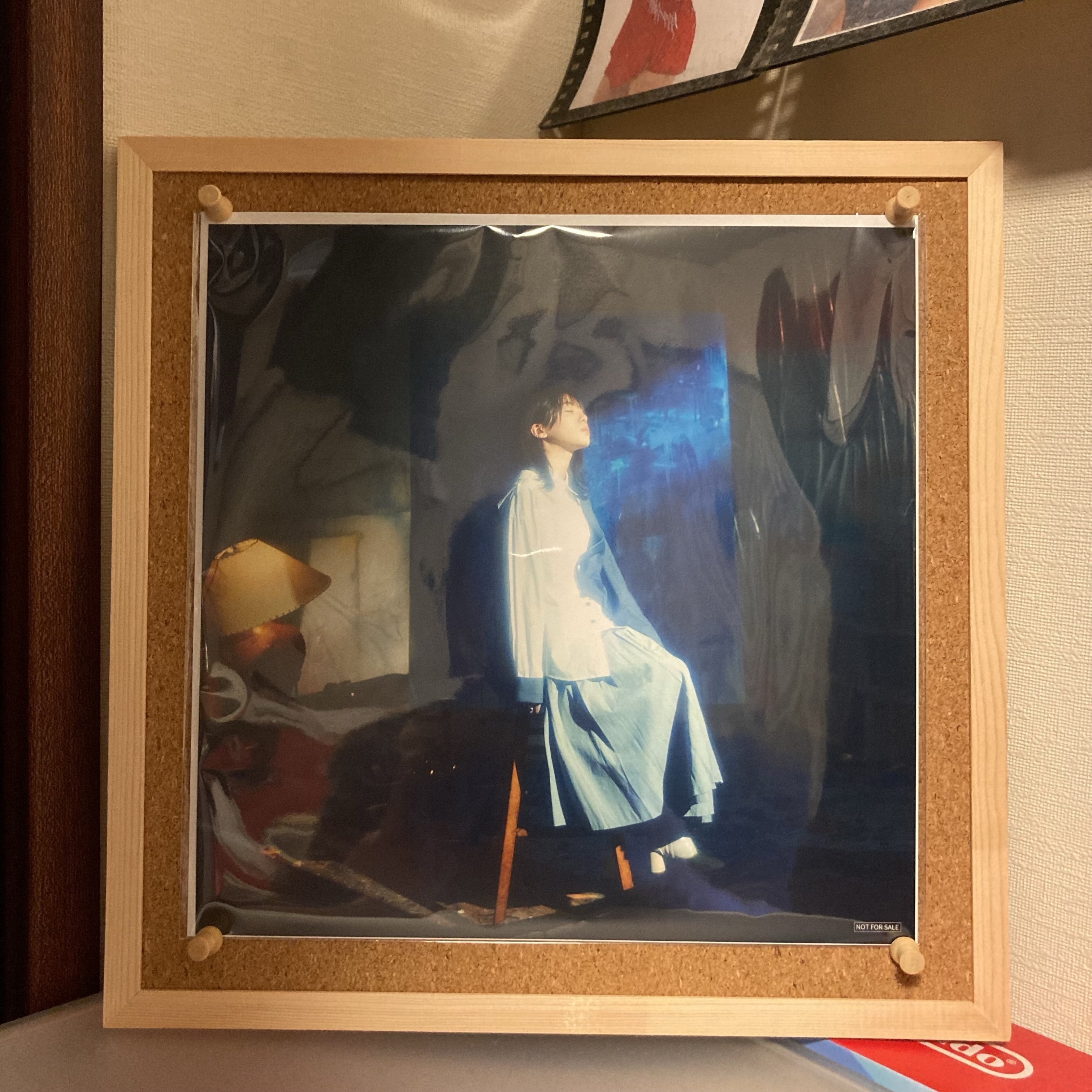 Amazonの特典「メガジャケ」を飾ったら心地よくなったお話。｜ginfizz