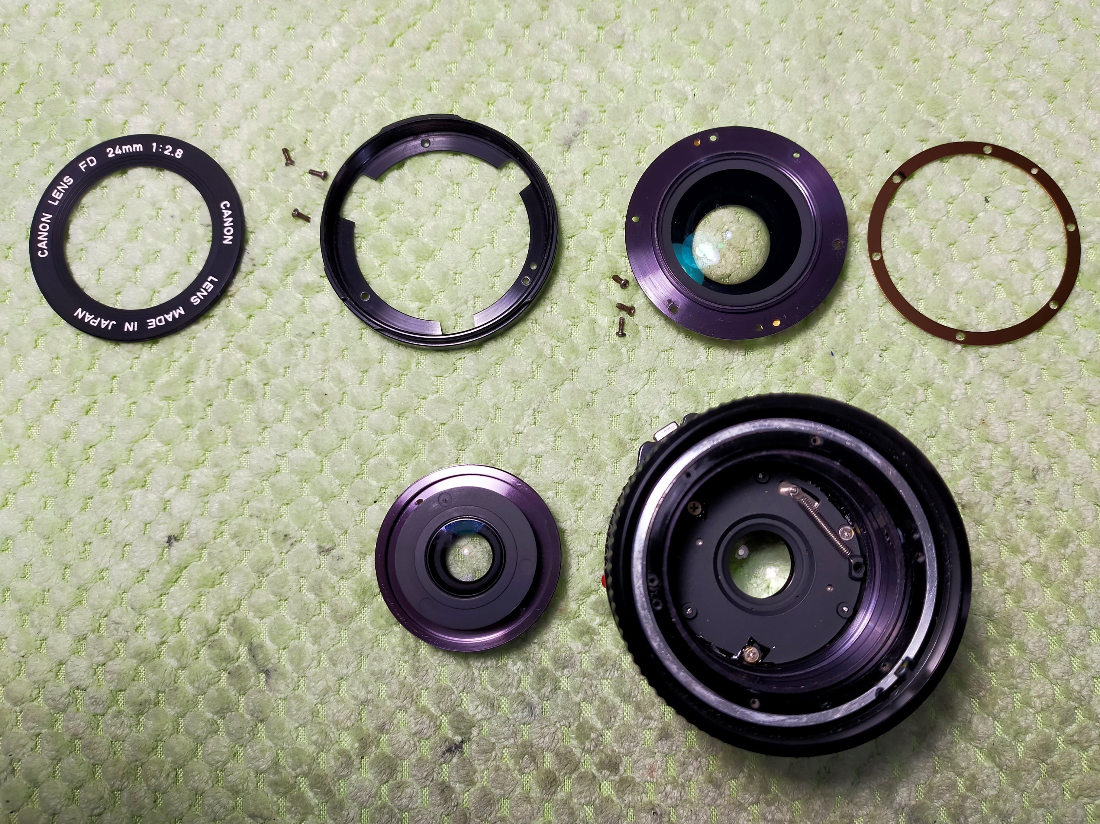 Canon New FD 24mm F/2.8の分解|フィルムカメラ修理のアクアカメラ Canon New FD 24mm F/2.8の分解|フィルムカメラ修理のアクアカメラ