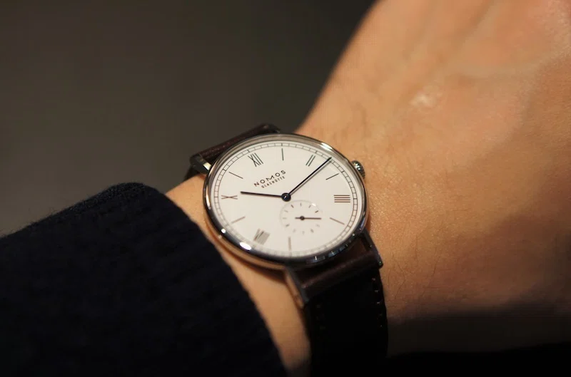 ベルト訳あり】NOMOS ラドウィッグ エナメルホワイト 38