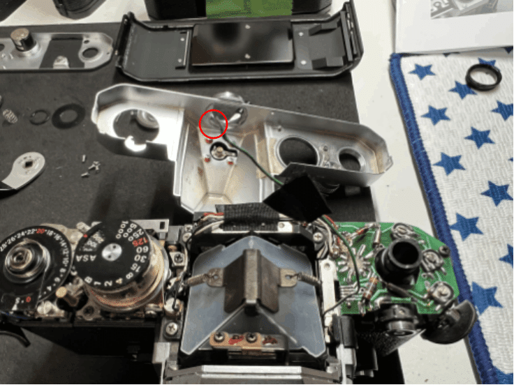 Nikon FMボディ 初期型 動作確認済 プリズム腐食有 Nikon FMボディ 初期型 動作確認済 プリズム腐食有