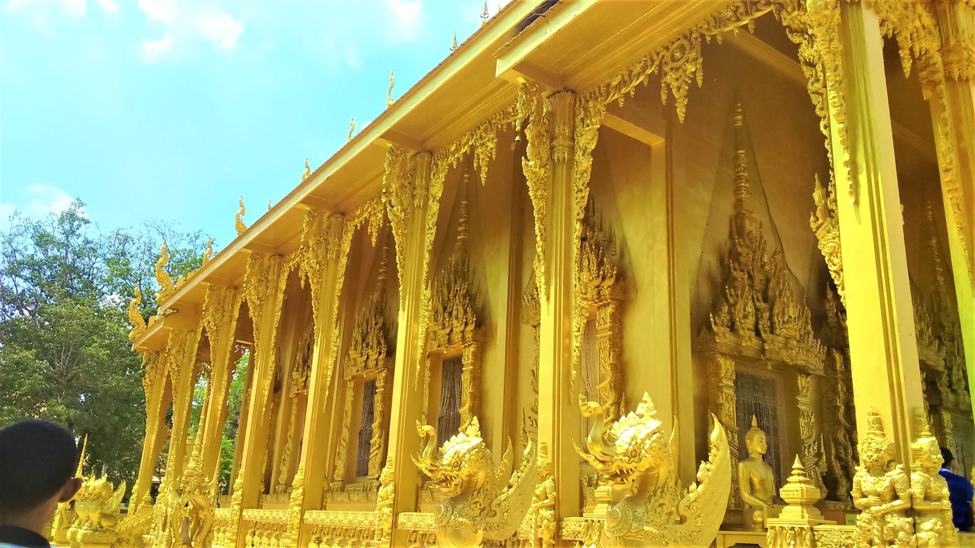 東南アジアの風景 (156) タイ｜チャチュンサオの黄金の寺院｜Katy