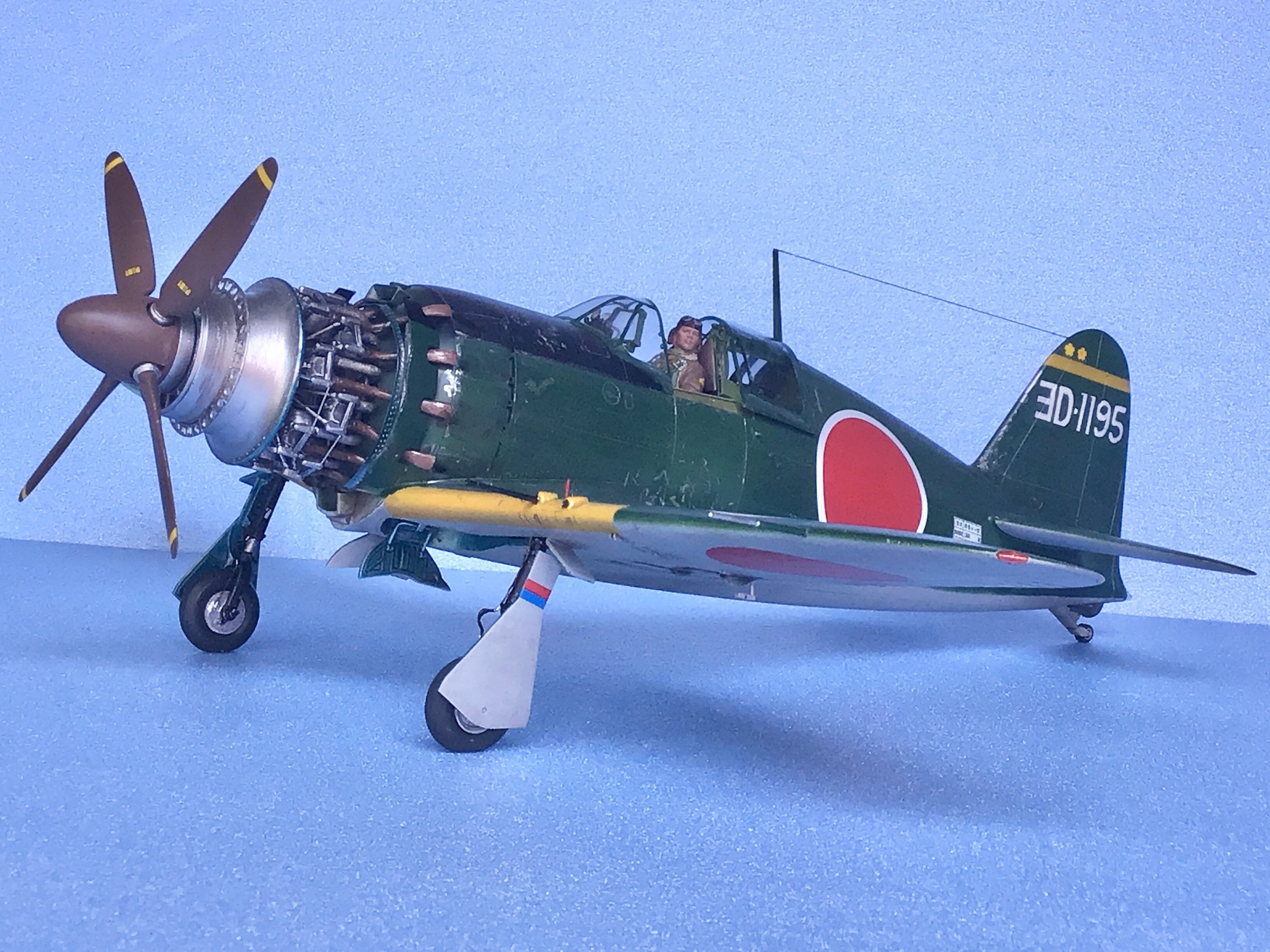 ハセガワ　1/32スケール　雷電　二一型　完成品 三菱 J2M3 局地戦闘機 雷電 21型 | 株式会社 ハセガワ