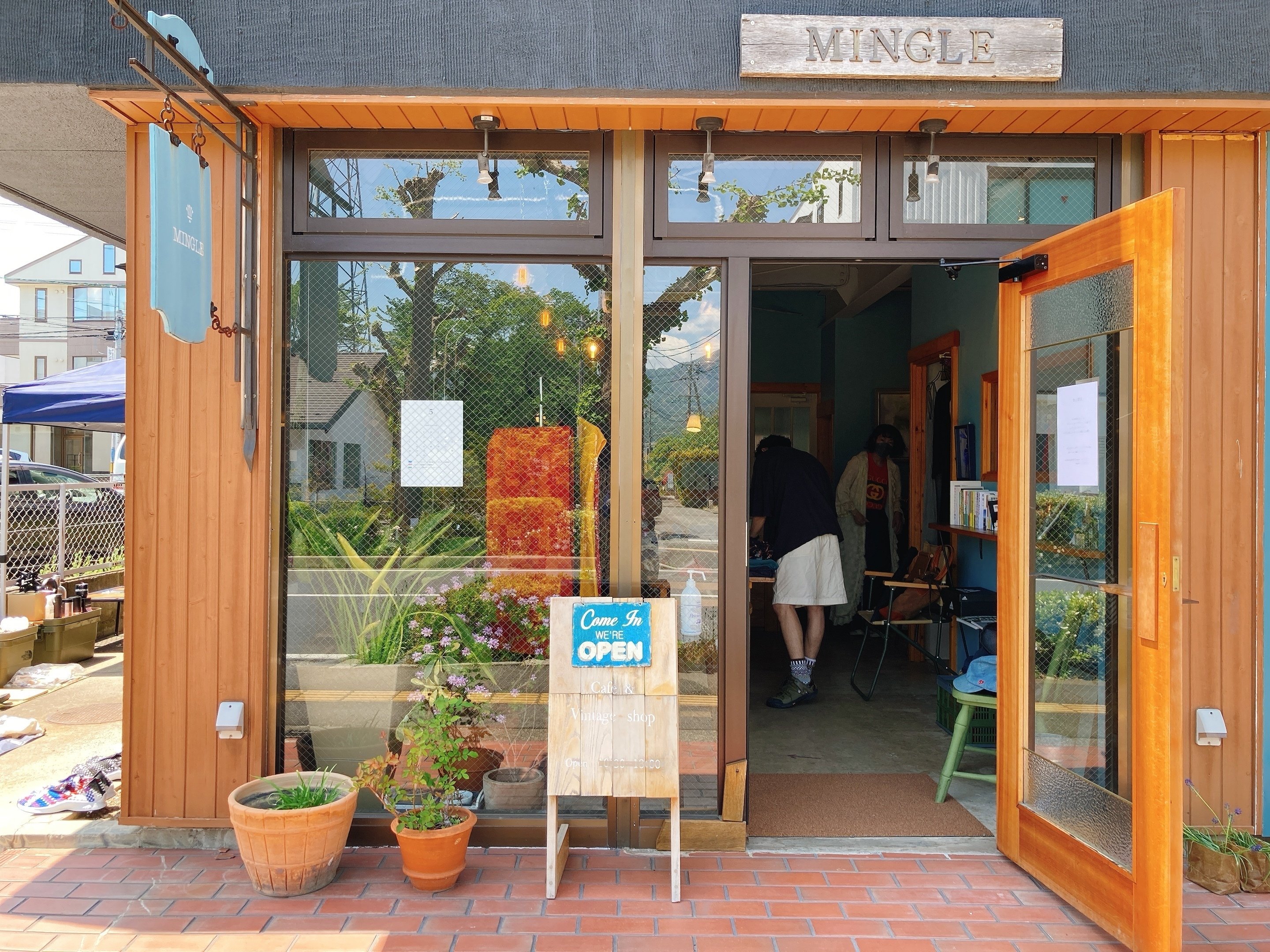 本屋、初めて手売りで古本を売る。｜まほこ｜桶屋書店