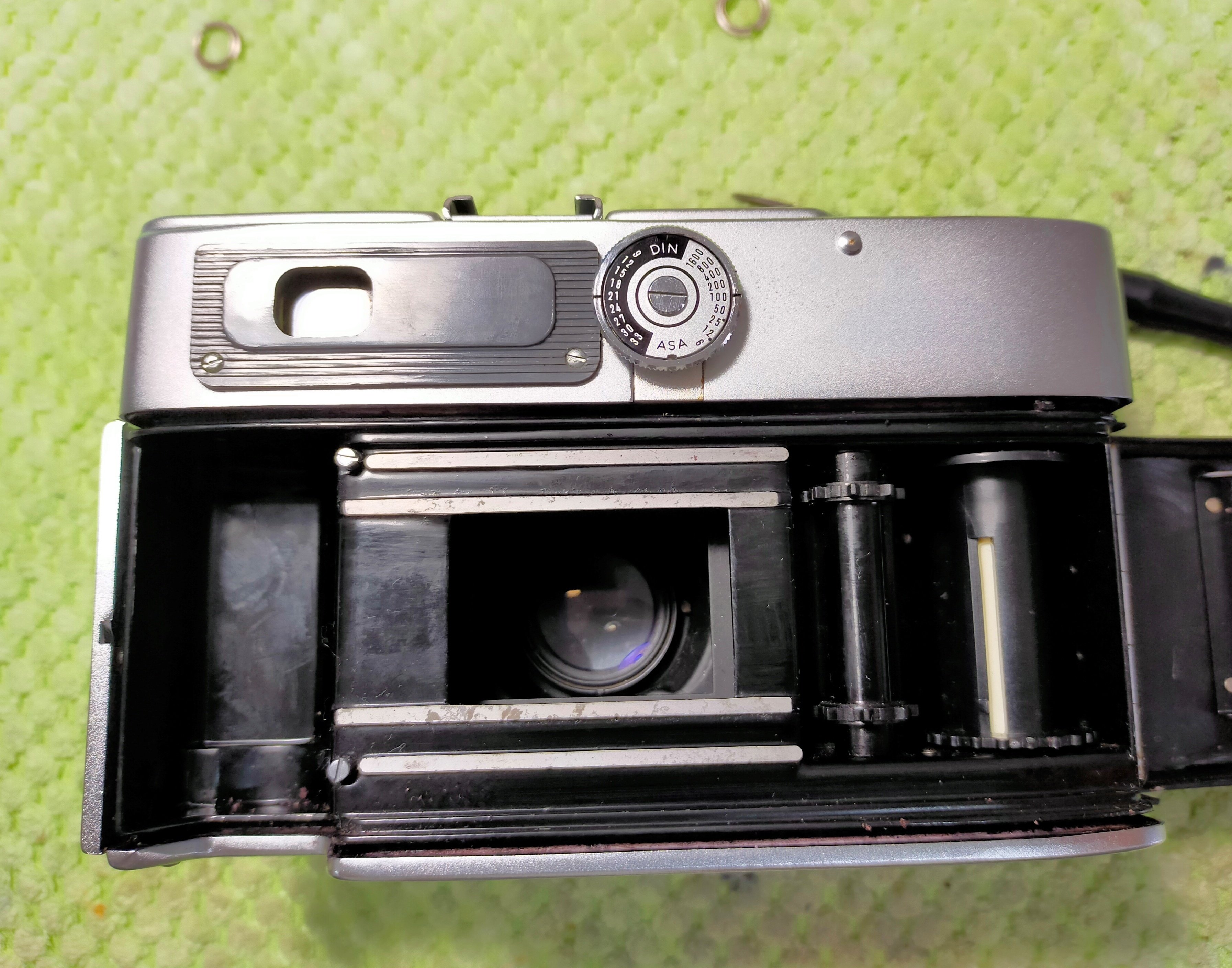 ミノルタ 初代 Hi-Matic｜フィルムカメラ修理のアクアカメラ