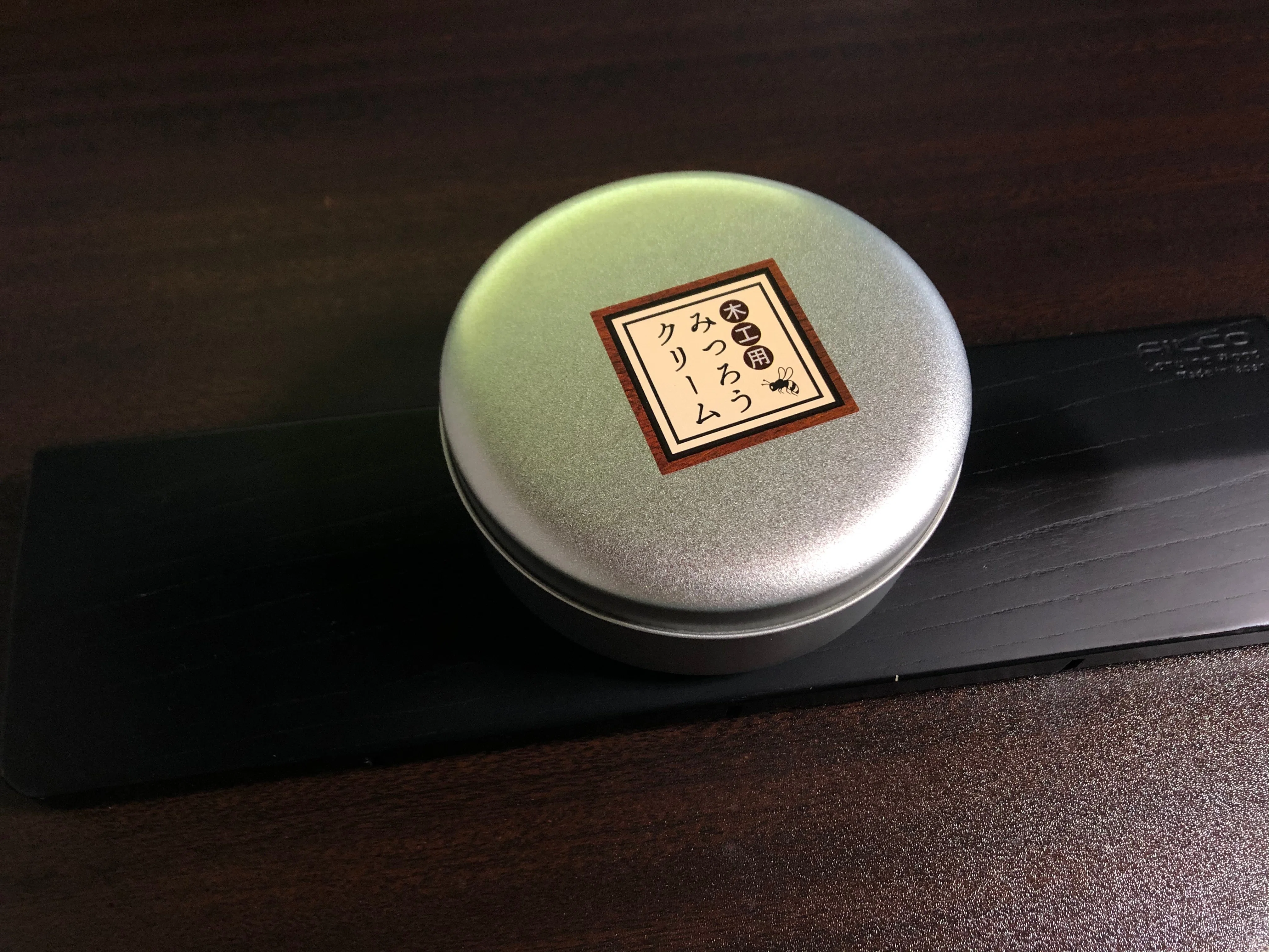 漆塗りリストレストには気を付けろ【キーボード】｜scop00