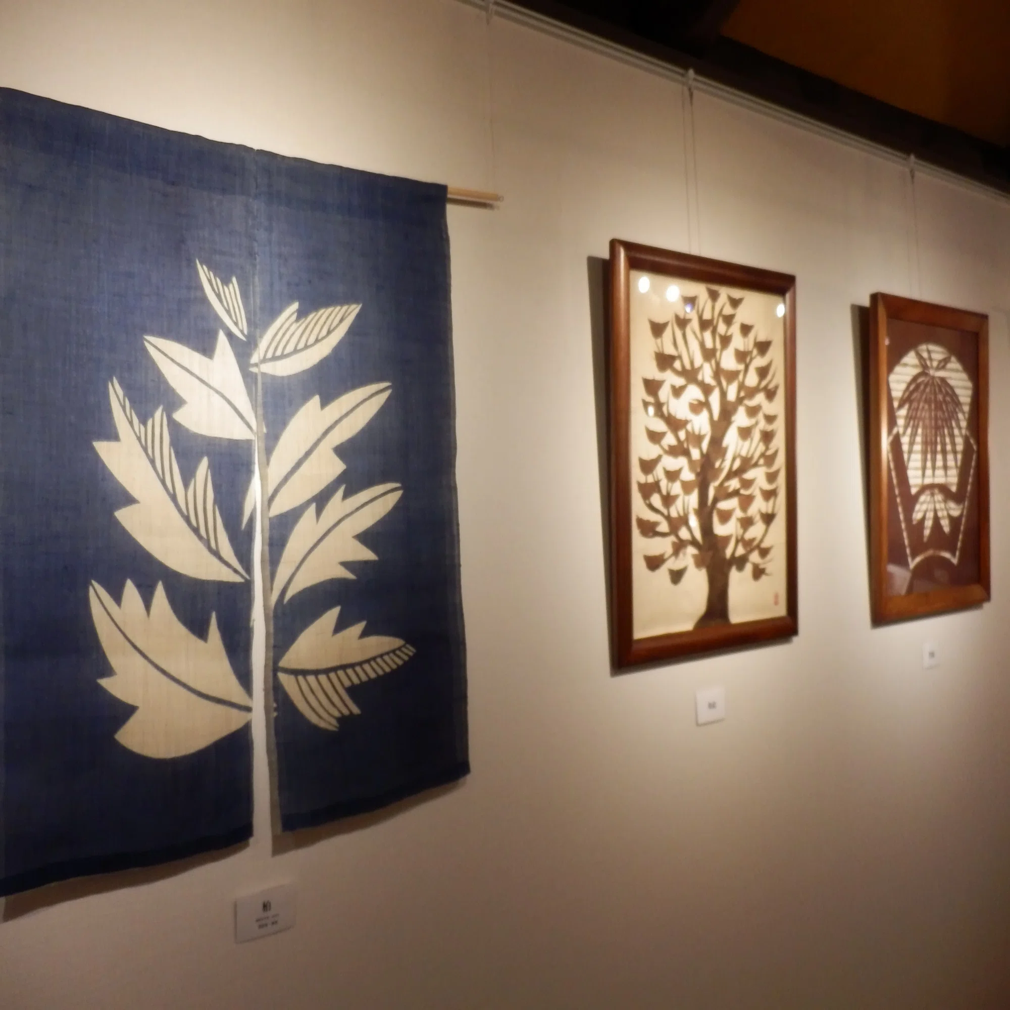 工芸の五月］「三代澤本寿 型絵染め展」Gallery MIYOSAWA ｜信州大学人 