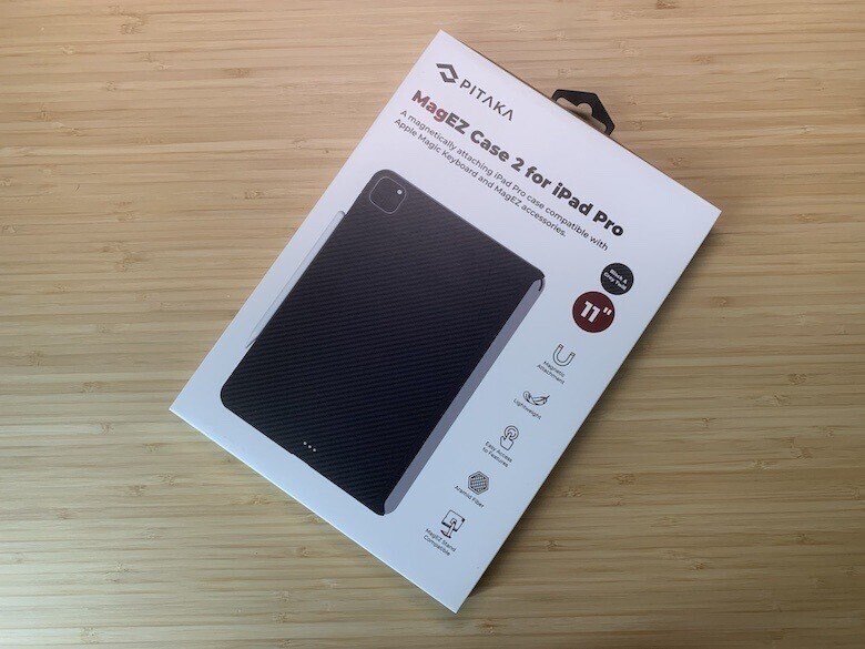 Apple 純正 Magic Keyboard 英字配列とPitakaのケース iPadケース