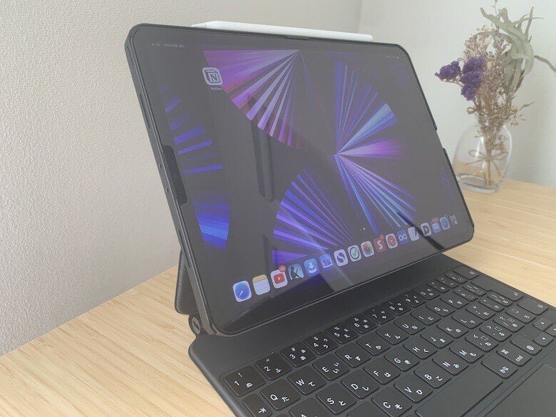 Magic Keyboard マジックキーボード　iPad キーボードカバー付♡ この iPad キーボードカバー が凄い！Apple純正をiPadキーボード