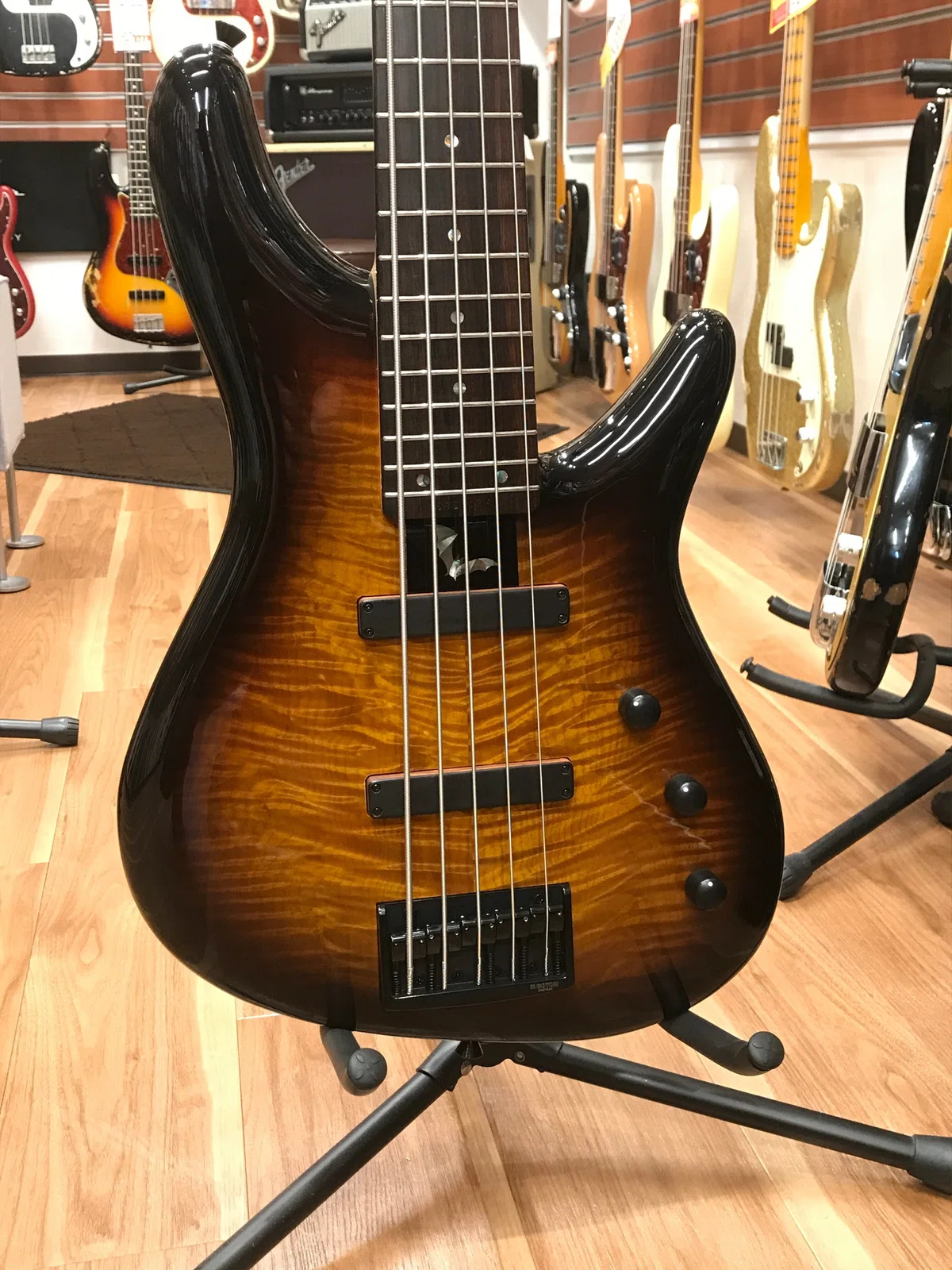 ボディ材と共にベースを紹介しましょう！｜ベースプラネット(Bass Planet)