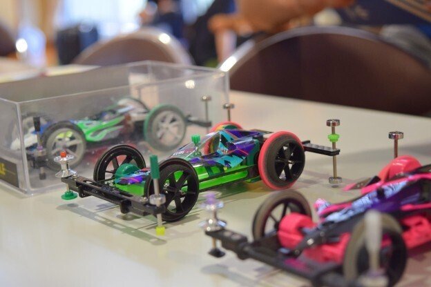 チューンフラットレースについて｜P lab co.ltd.,ウチダケイ/ポラ