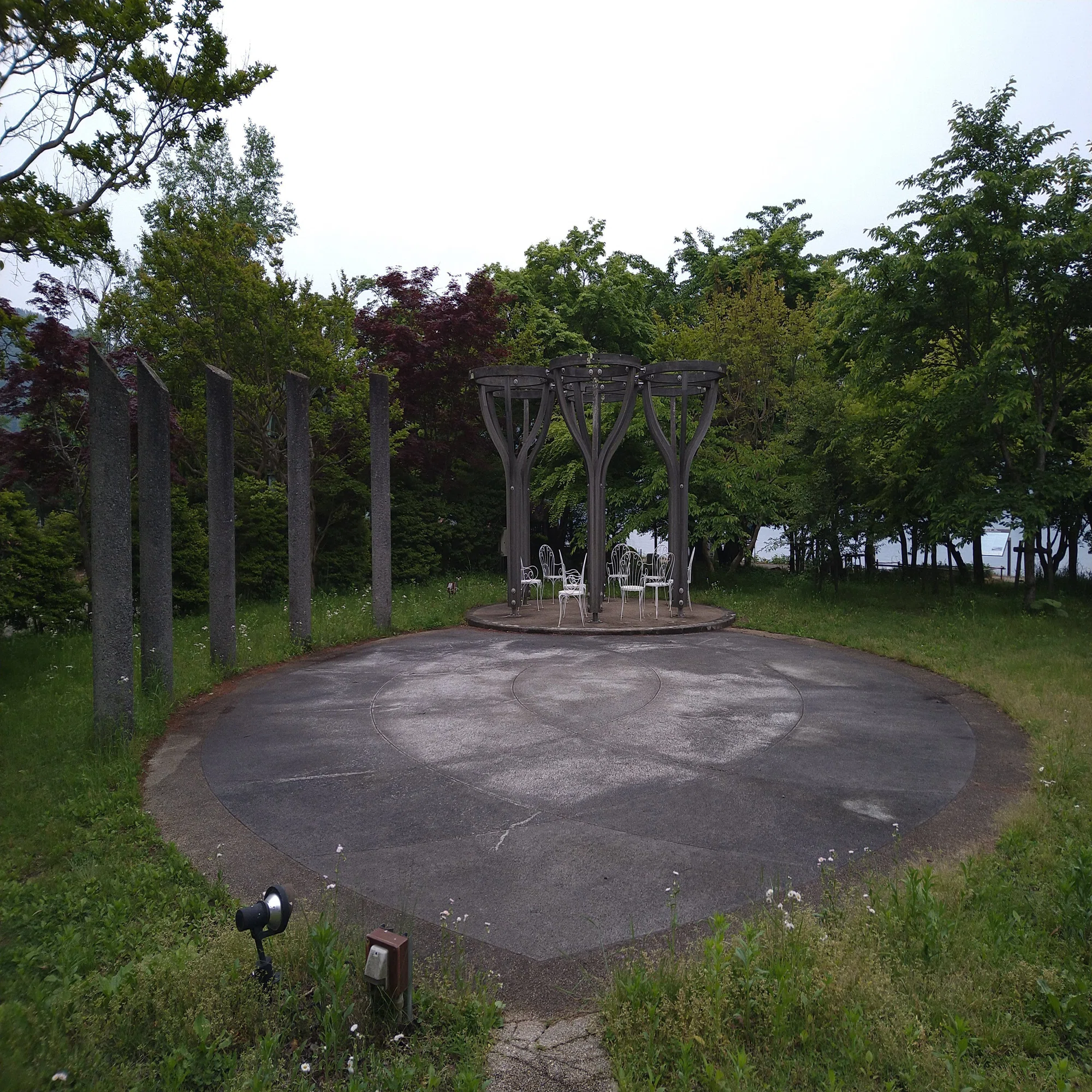 河口湖探訪 円形ホールとステラシアターそして地元のグルメ ベルデ 歩成 Chitoseark Note