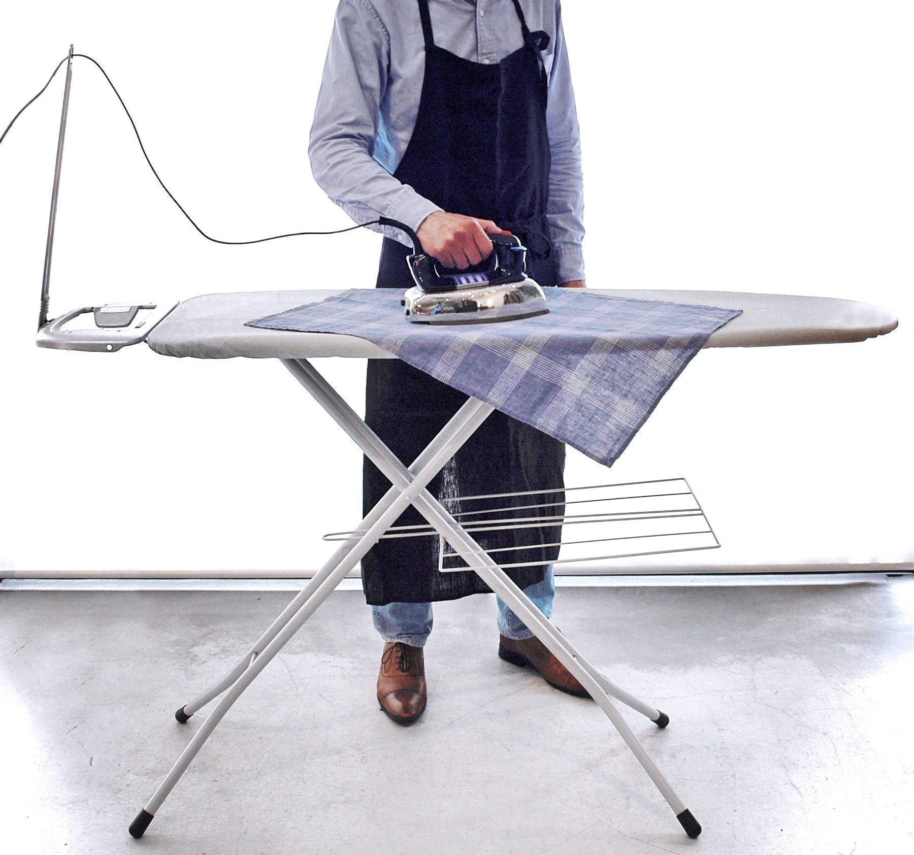 【数量は多】 Vol.48 北欧が生んだ名品『ロレッツ・アイロン台』｜南海通商 ボード