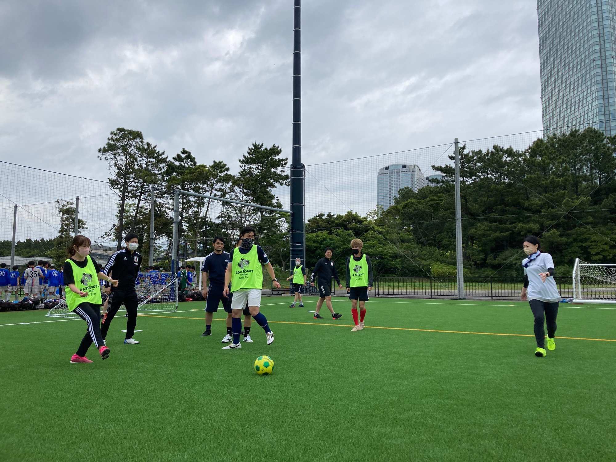 走ると反則 知られざるウォーキングフットボールの世界 Samurai Blueの中の人 走ると反則 知られざるウォーキングフットボールの世界 Samurai Blueの中の人