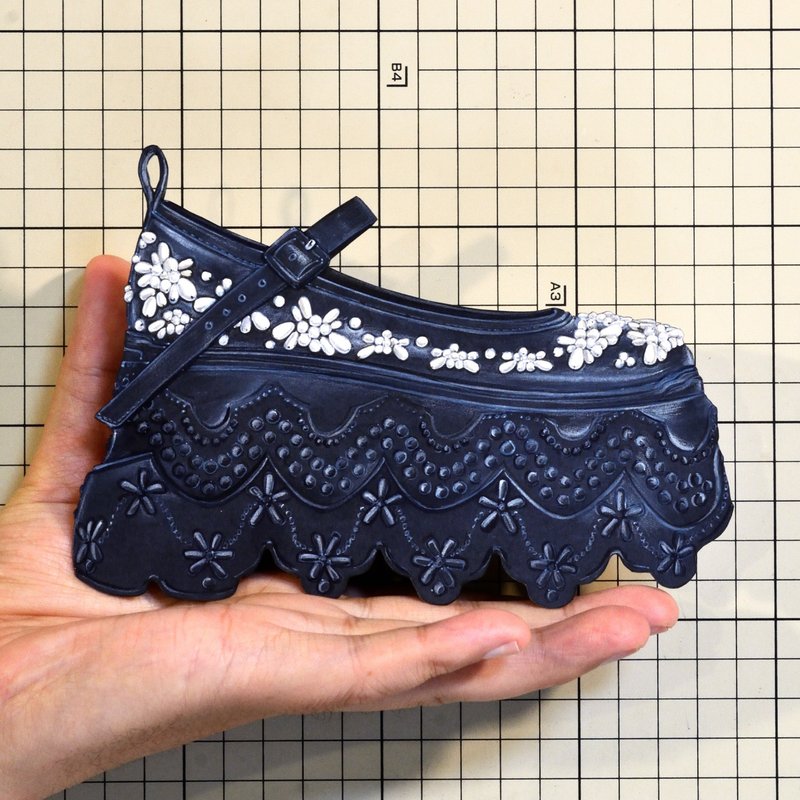 Shoes：01926 “Simone Rocha” Turbo Beaded Lace Platform Tracker Pump（SS2022）