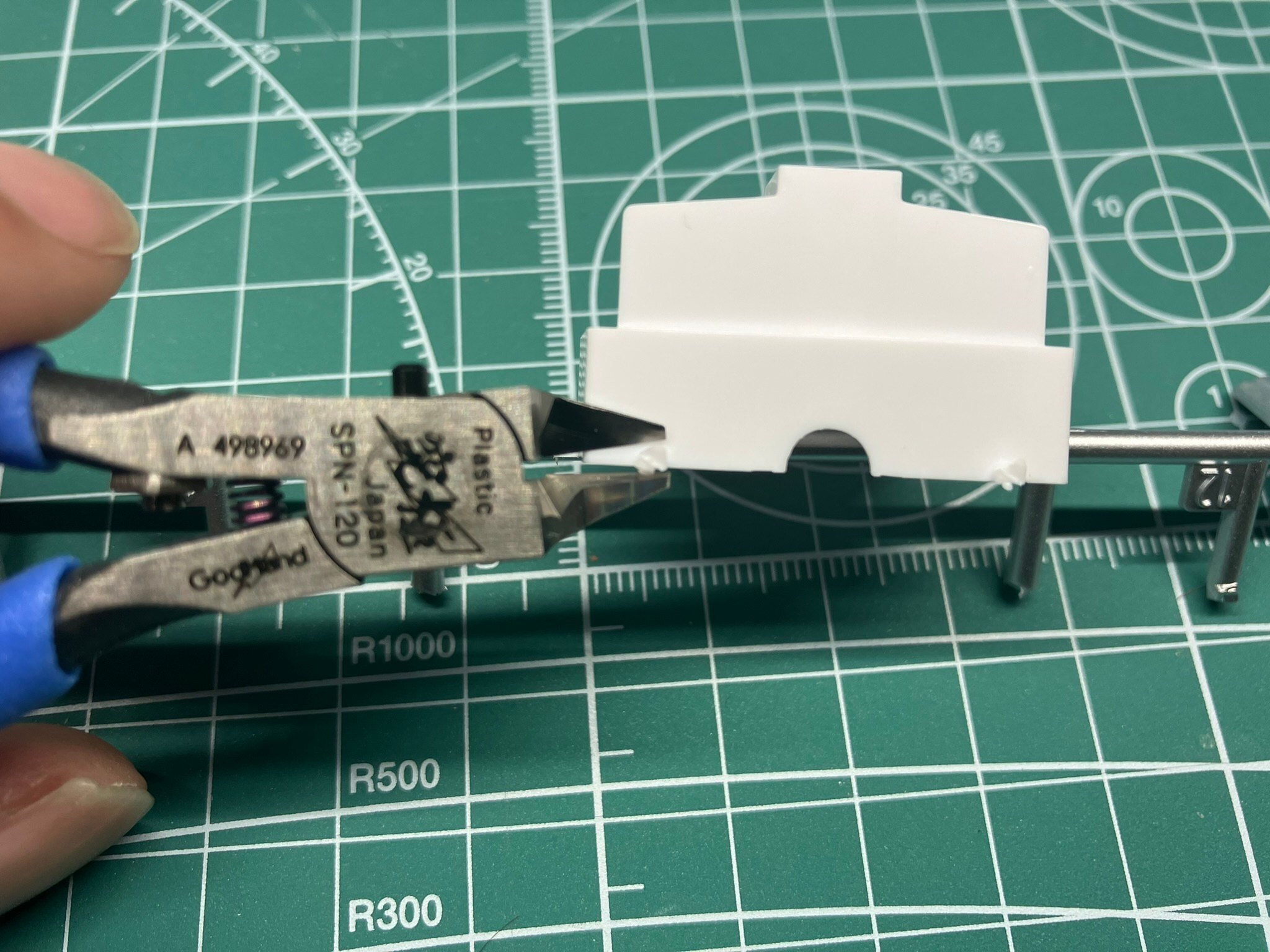 模型用ニッパー使い比べ｜ソウジョウ