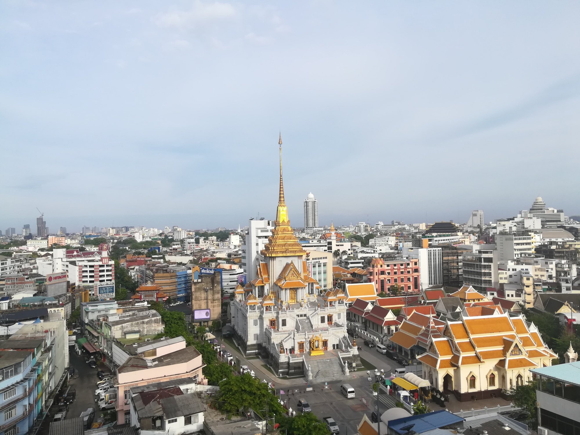 東南アジアの風景 1 タイ バンコク中華街 ワット トライミットの黄金仏 Katy Note 東南アジアの風景 1 タイ バンコク中華街 ワット トライミットの黄金仏 Katy Note