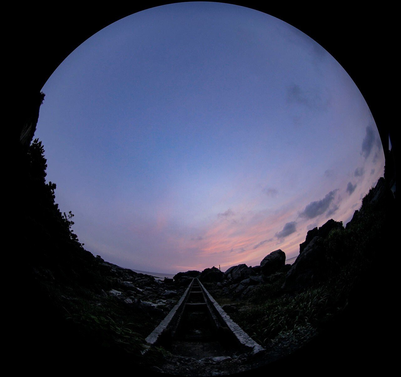 廃墟 廃線マニア必見 神津島のトロッコ跡 映像クリエイターの 撮り鉄 ここだけの話 Note 廃墟 廃線マニア必見 神津島のトロッコ跡 映像クリエイターの 撮り鉄 ここだけの話 Note