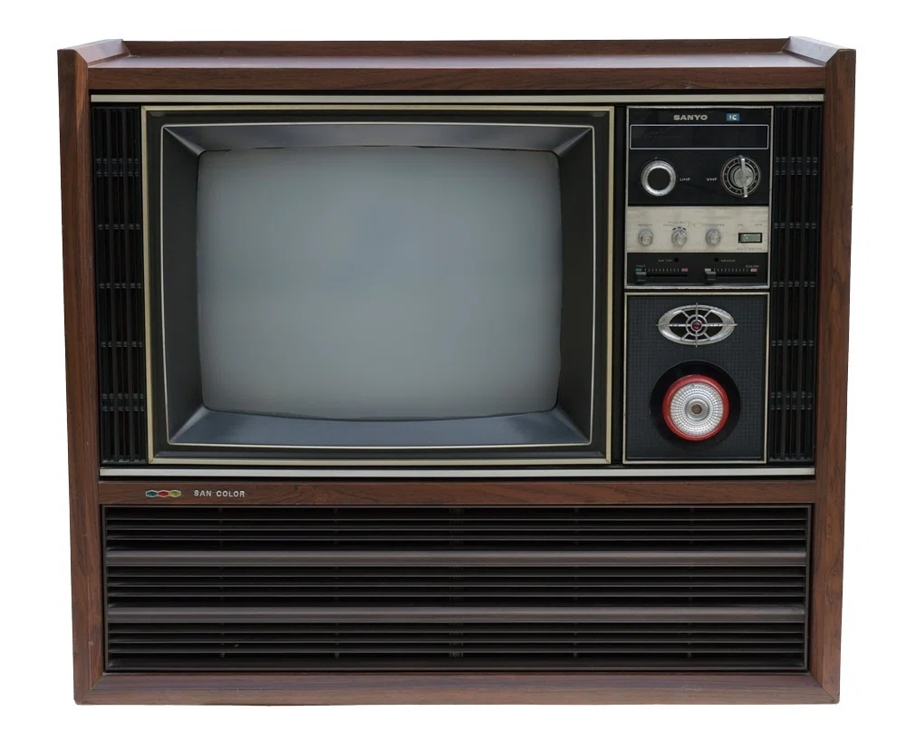 昭和レトロ】45年前のカラーテレビ
