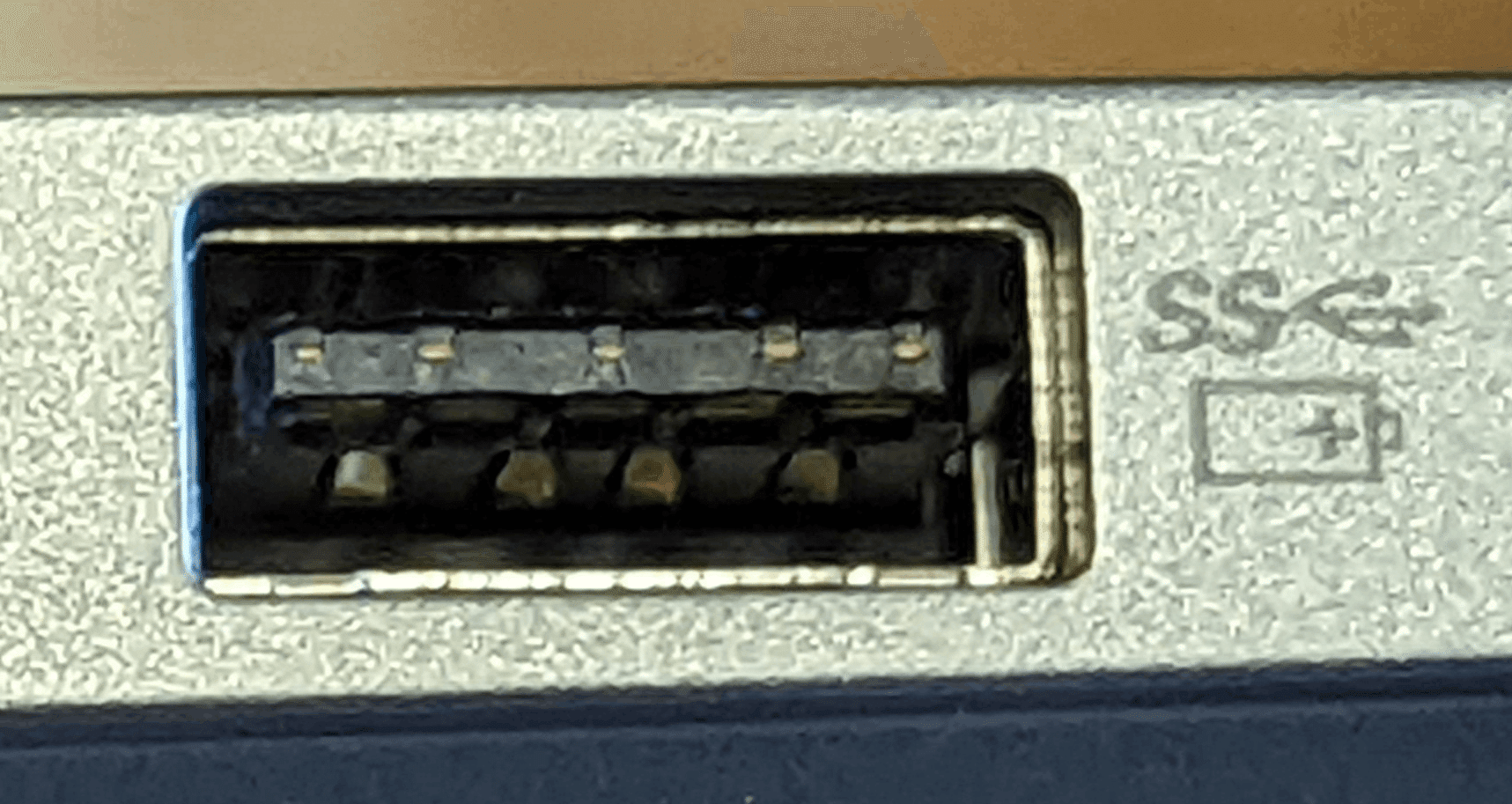 パソコンのusb端子についているマークの意味が分からず調べちゃいました ノン おひとりさまを楽しく過ごす Note パソコンのusb端子についているマークの意味が分からず調べちゃいました ノン おひとりさまを楽しく過ごす Note