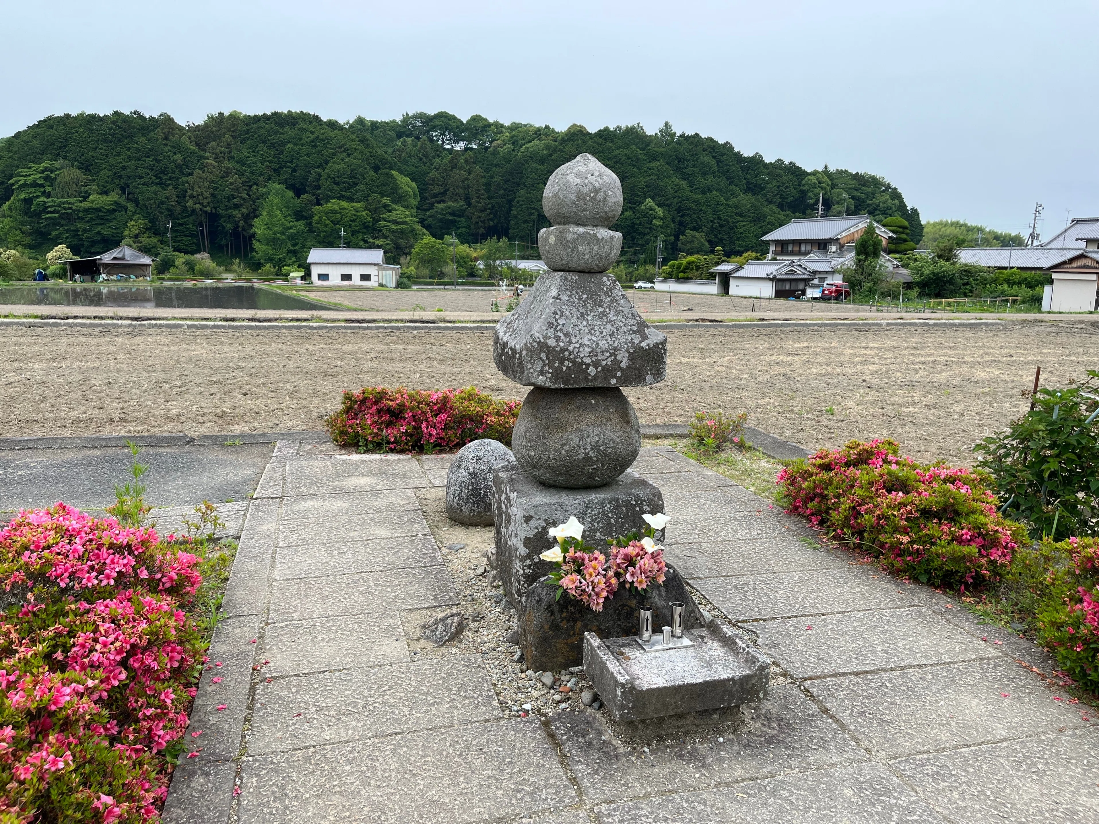 古銅ヴィシュヌ像寺院の石油ランプ土台付き 古銅ヴィシュヌ像寺院の石油ランプ土台付き 【公式通販】