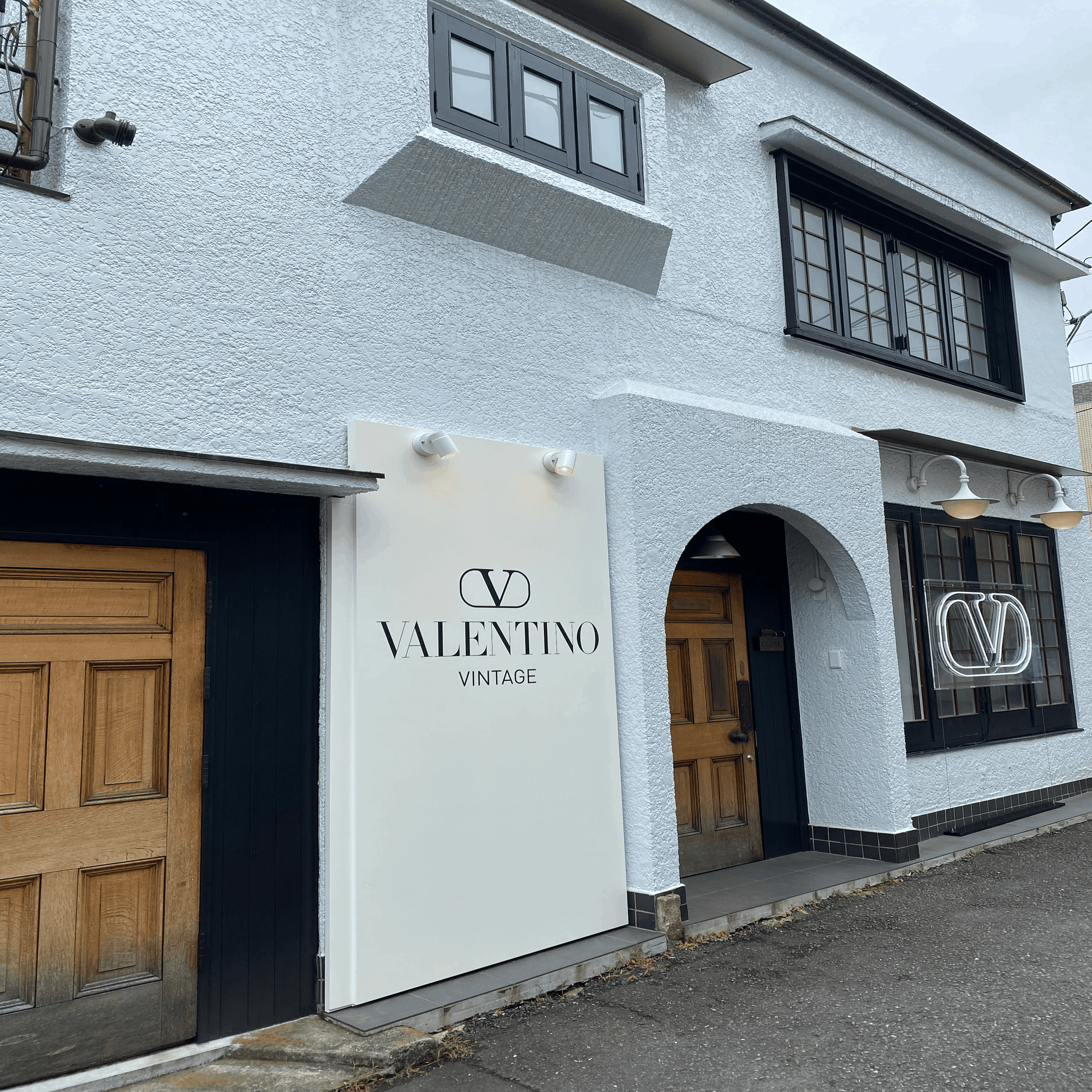 貴重なアーカイブが集結！ 「ヴァレンティノ ヴィンテージ」｜Lulu's