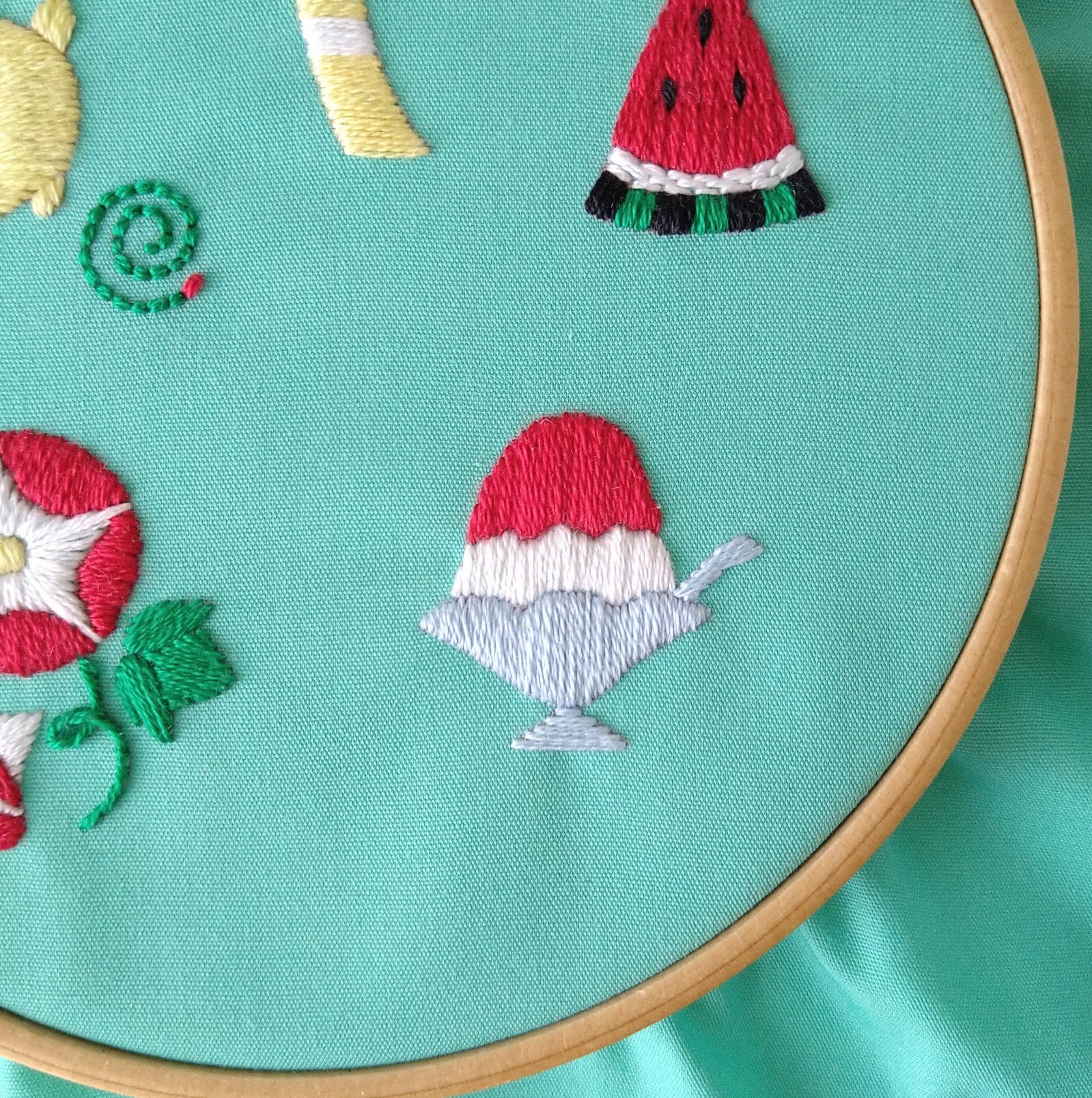 夏の思い出の刺繍枠キットを作ろう🎐 ステップ45 〜かき氷の刺繍5