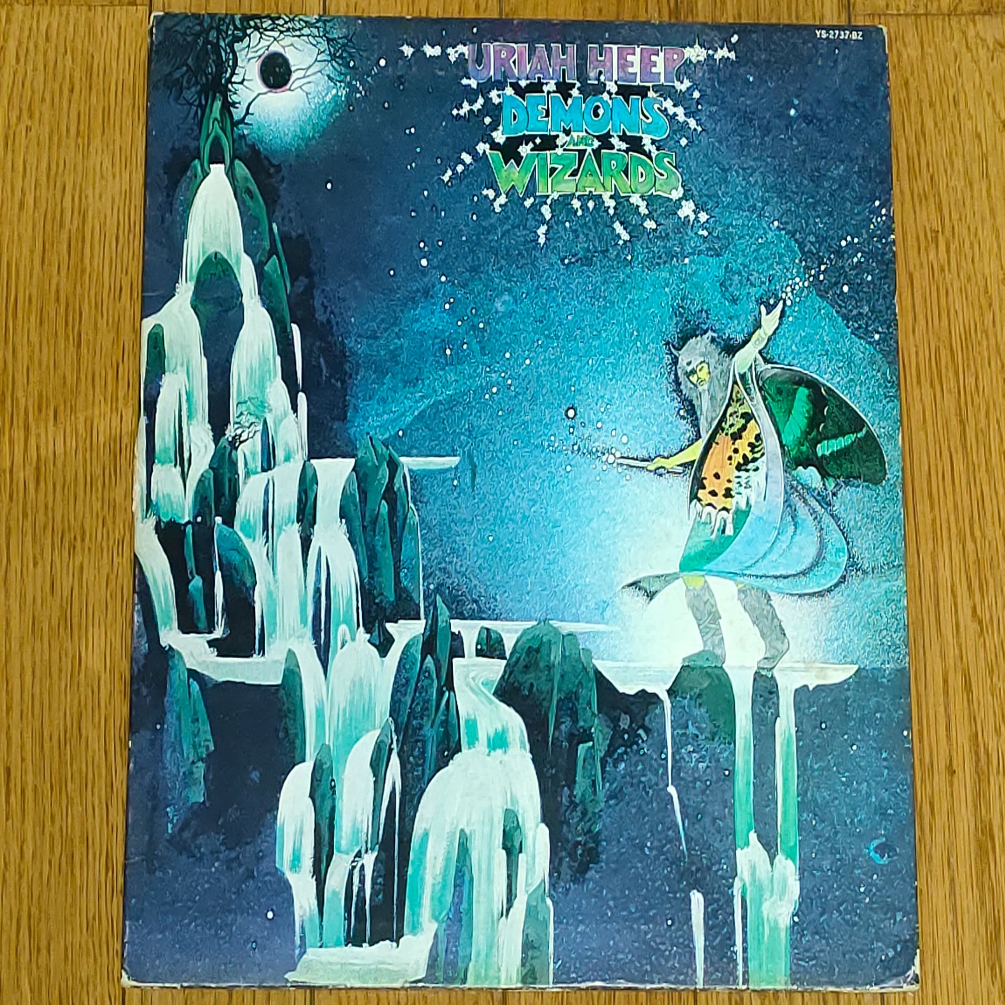 Demons and Wizards】(1972) Uriah Heep ハードロックと 