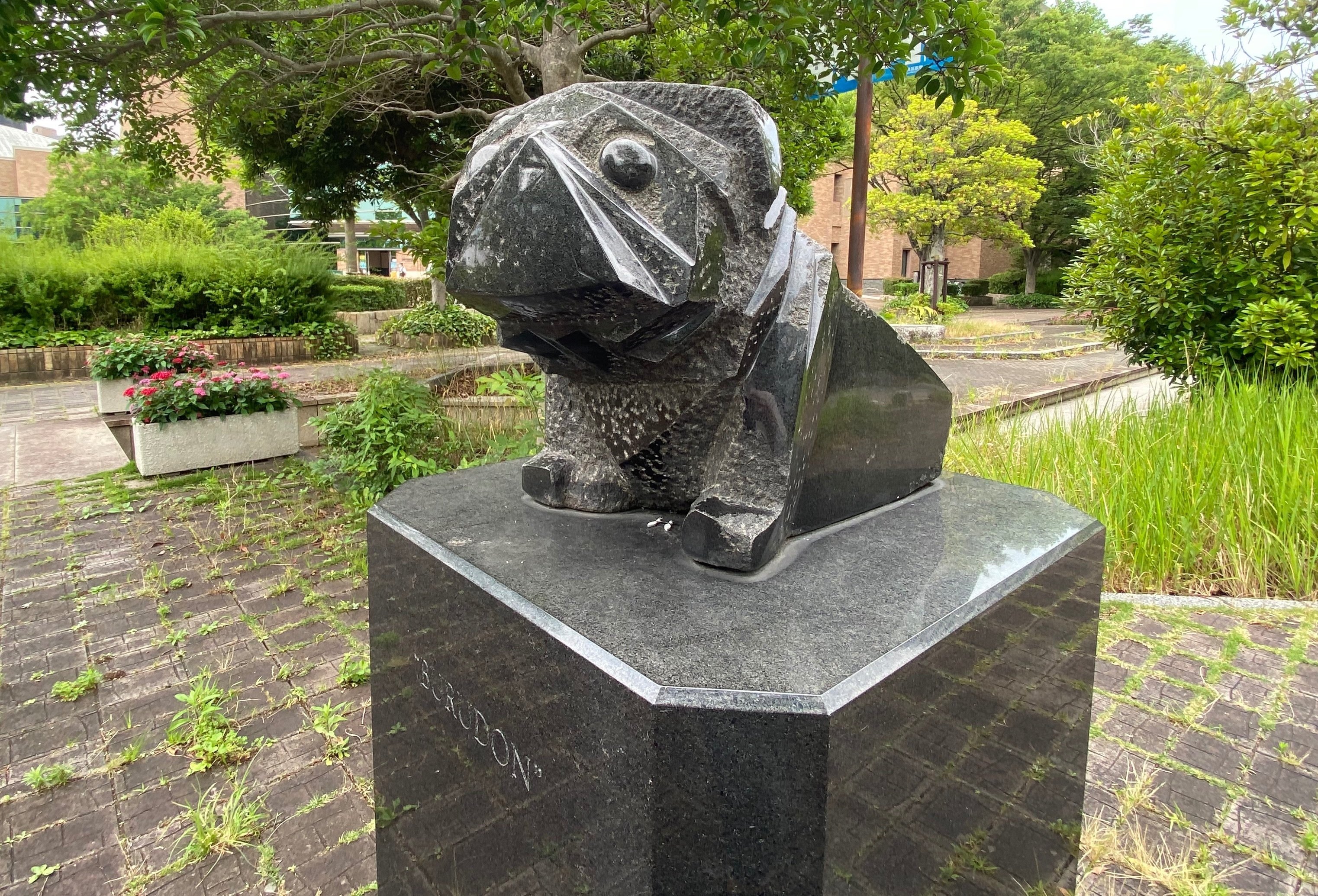 では犬のオブジェといえば｜sanchi
