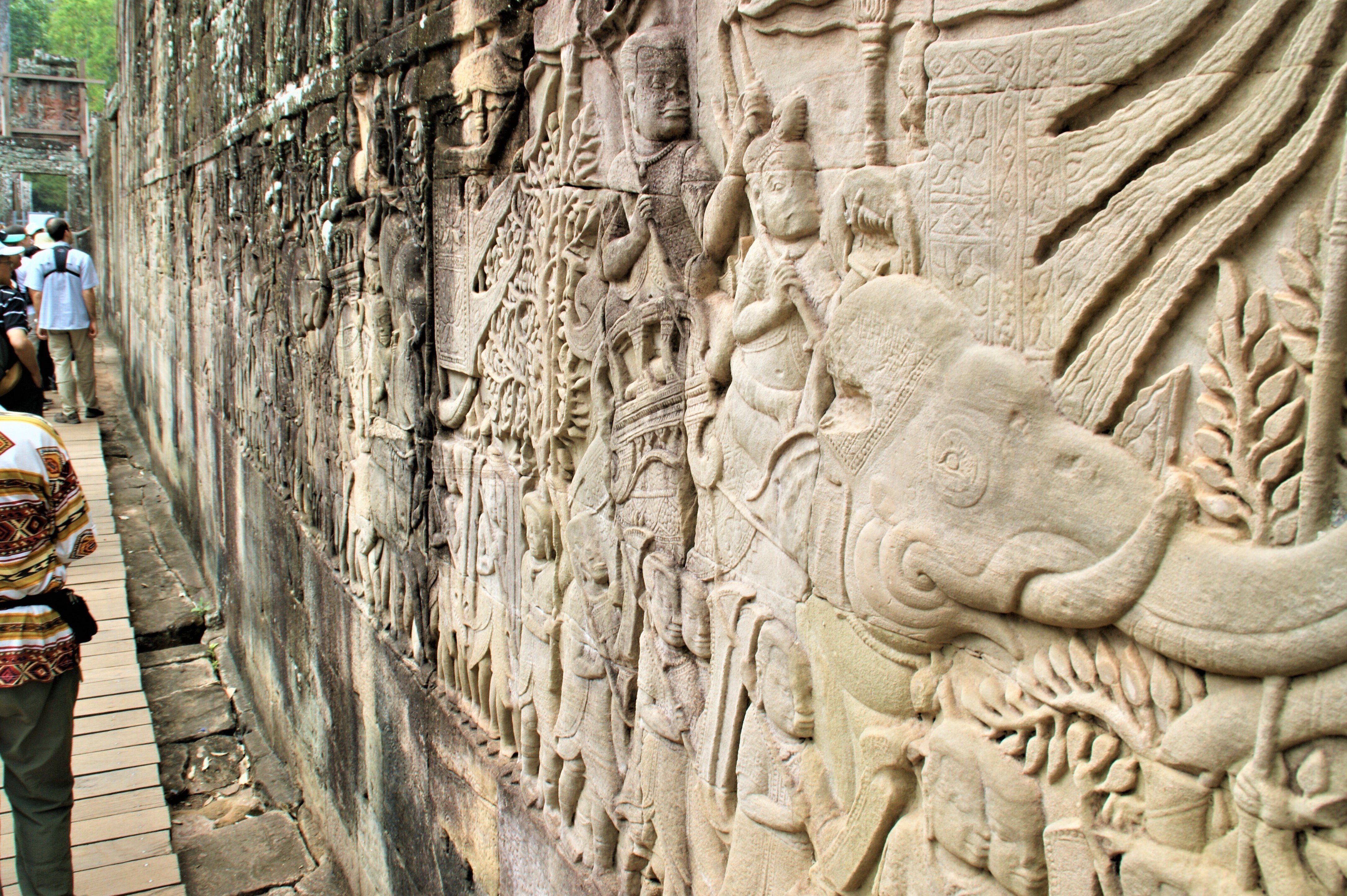 アンコール遺跡群 ③ バイヨン寺院内の美しいレリーフ、そして