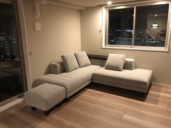 ローソファと一緒に使えるオットマンの選び方&おすすめのオットマン