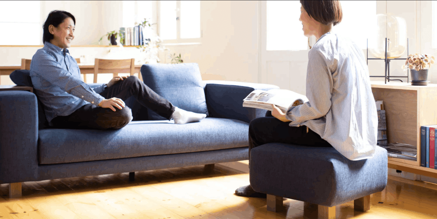 ローソファと一緒に使えるオットマンの選び方&おすすめのオットマン