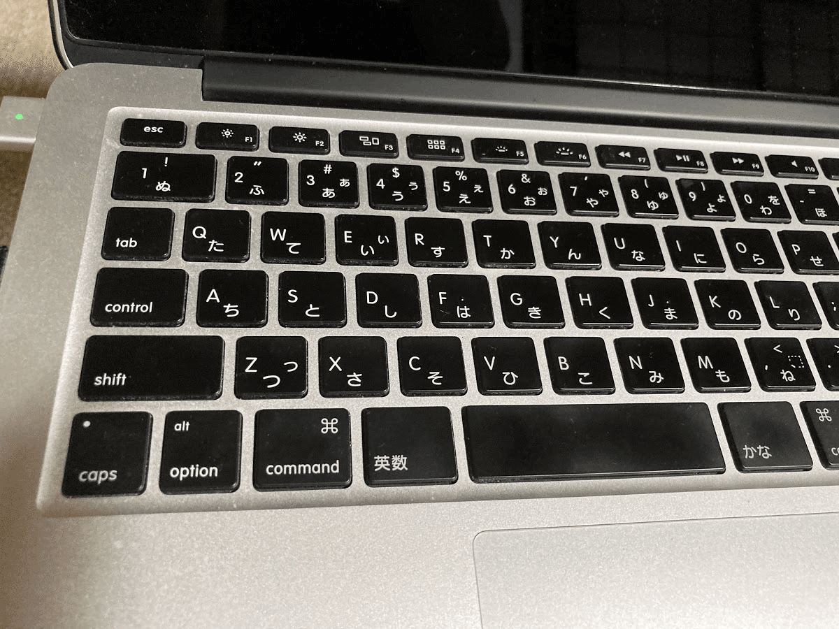 新しいパソコンのキーボード（Dell Vostro 5320）｜ともかつのノート