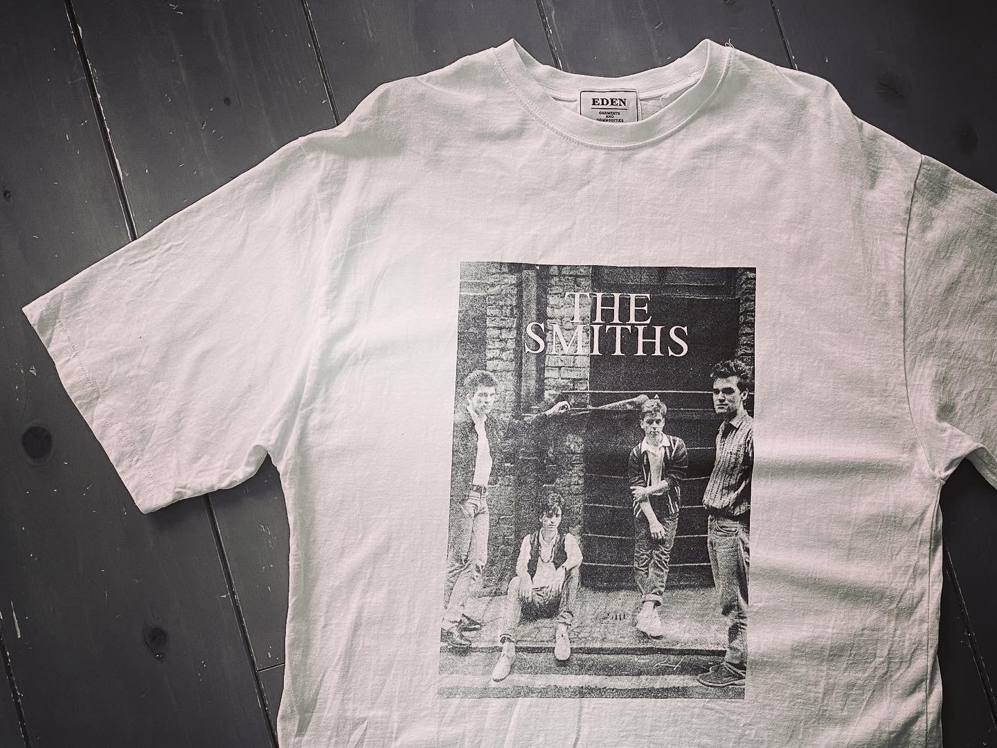 バンドTシャツをバンドで買う人初めて見ました」と店員さんに言われ