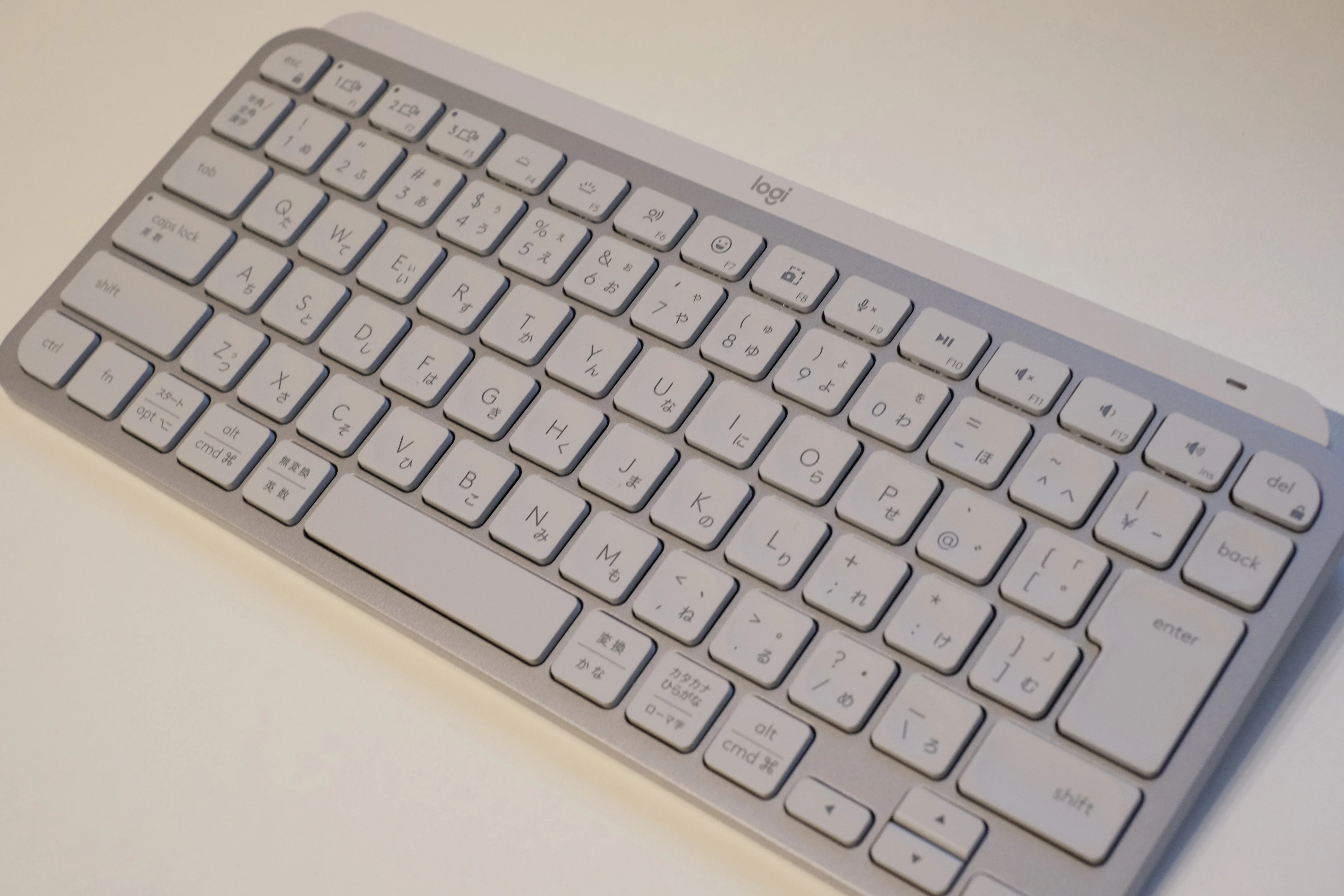 レビュー】MX Keys Miniを買えば間違いないです。｜Symi