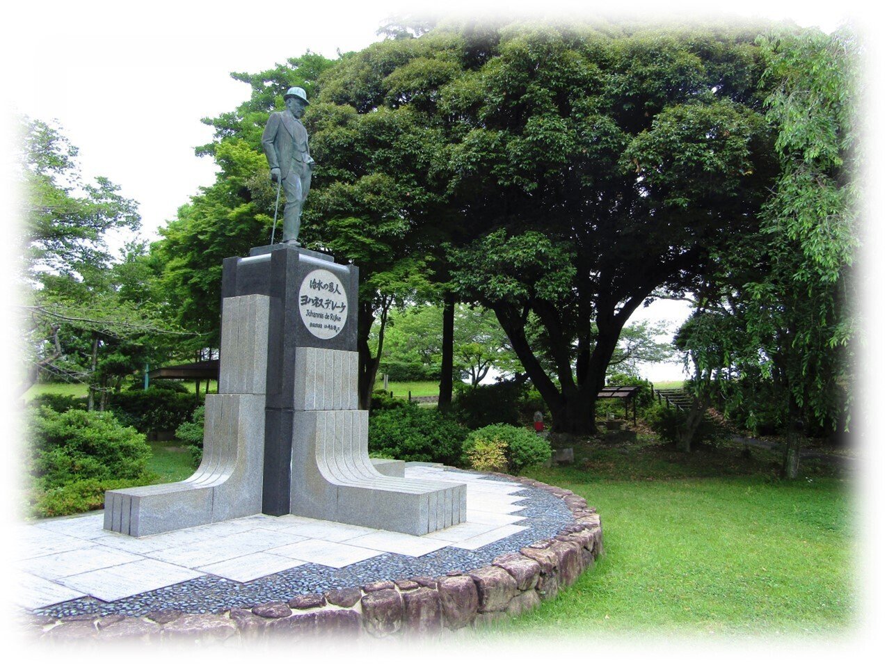 国営木曽三川公園船頭平河川公園の蓮と船頭平閘門｜wabi・sabi