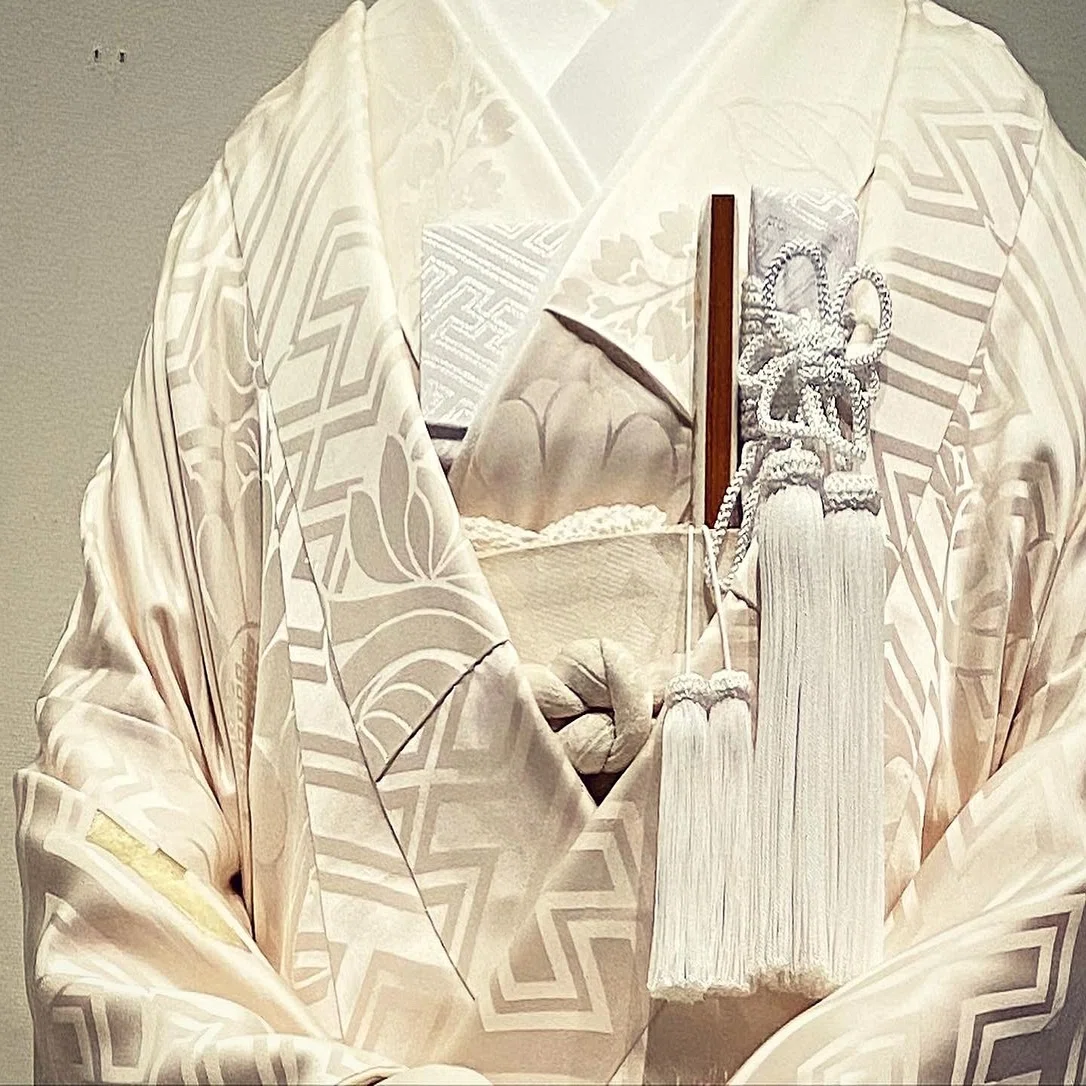 なぜ婚礼衣裳は白なのか ジャパニーズ ウェディング展 をみて考えた タケチヒロミ Roulottes Note