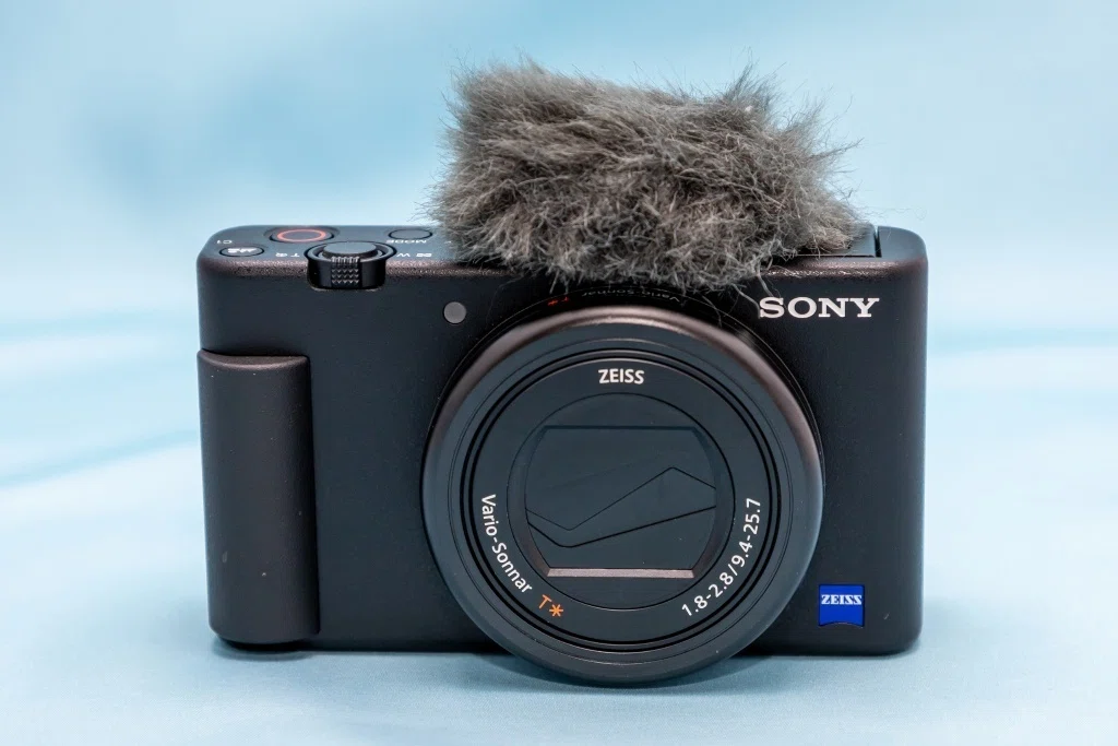 Xperia 5 III vs VLOGCAM ZV-1 写真対決｜七語零黎の「青・空・虹」