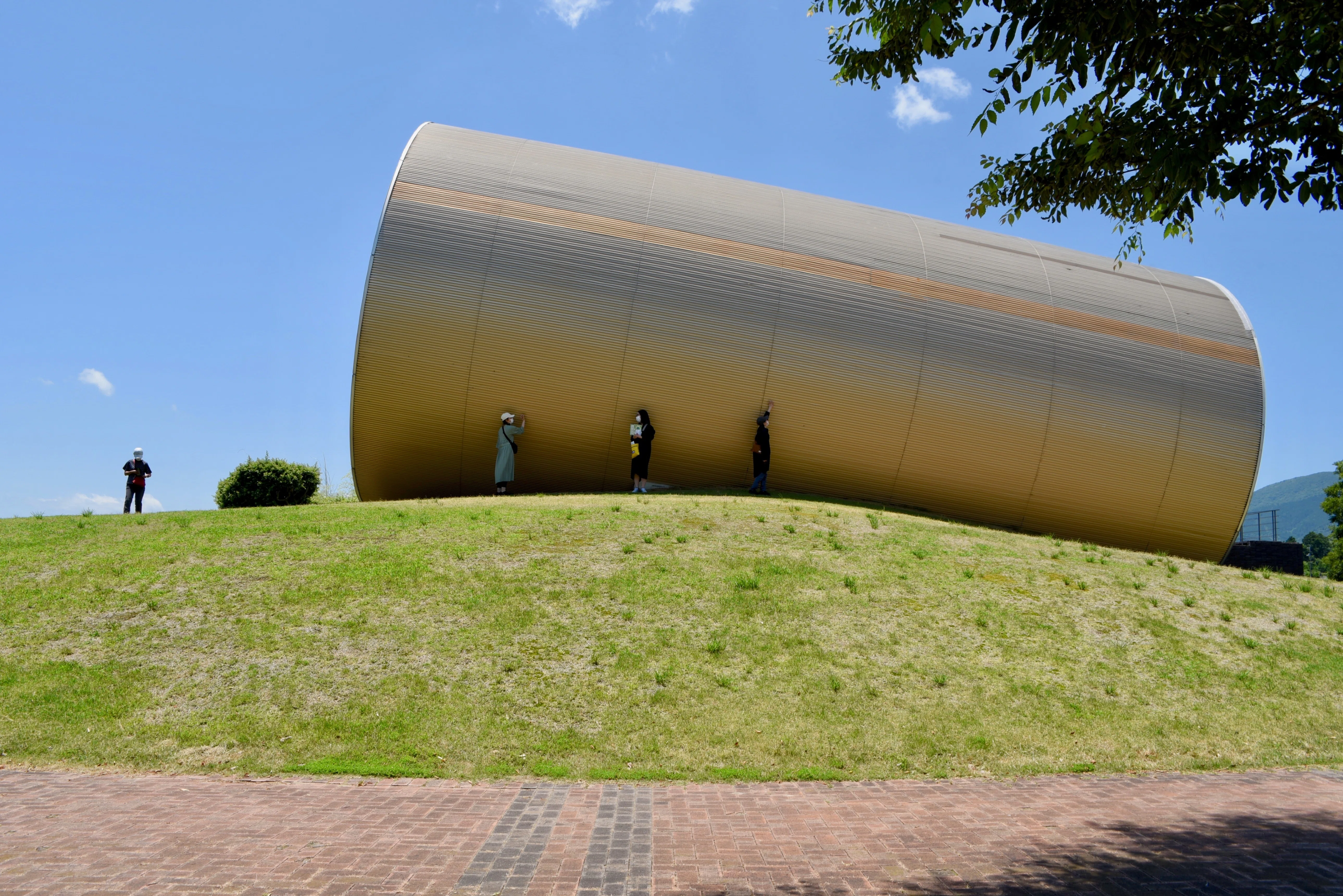 岡山・鳥取旅③｜奈義町現代美術館の魅力｜かぼちゃかべ