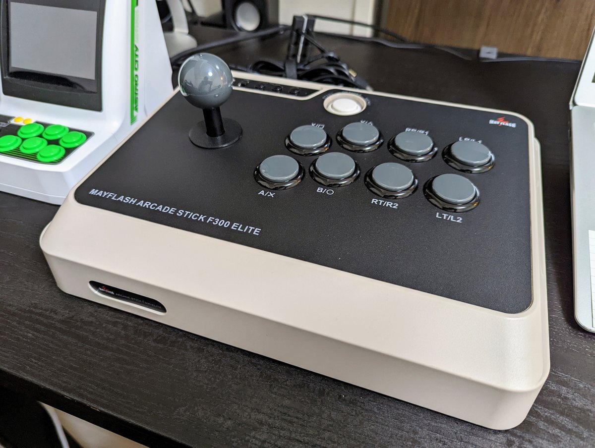 復刻レトロゲームをより楽しむために、マルチ機種対応のMayFlash 