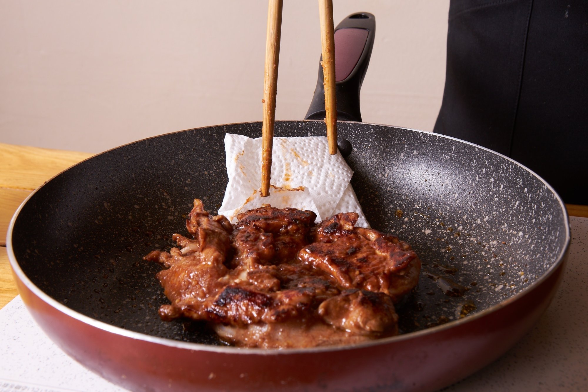 夏の陽気に誘われて ジャマイカ料理 ジャークチキンを堪能する簡単アレンジレシピ エスビー食品 夏の陽気に誘われて ジャマイカ料理 ジャークチキンを堪能する簡単アレンジレシピ エスビー食品