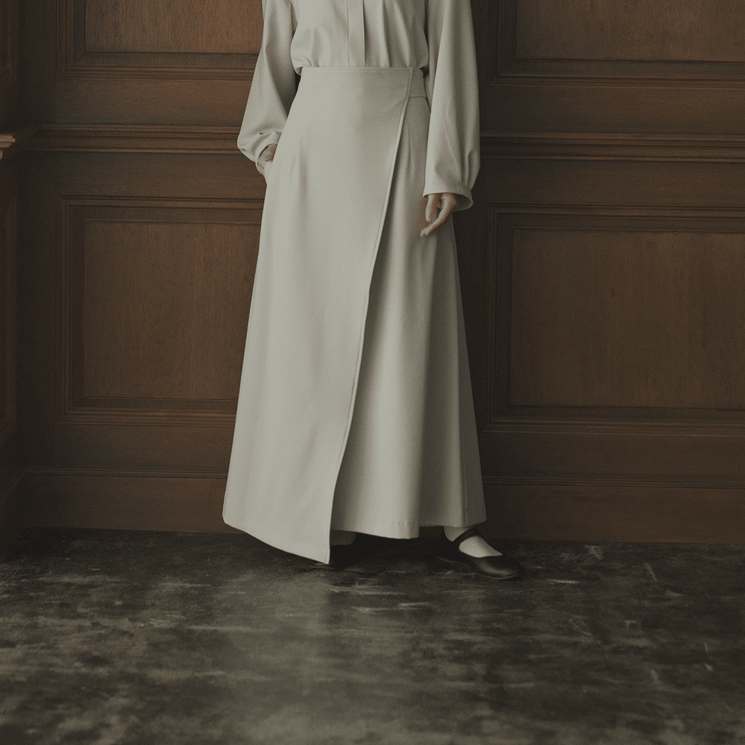 今週の販売情報】新作はsuper tiered skirt / 再販はあの餃子