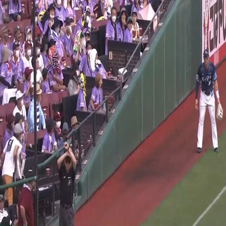 野球 観客が試合を妨害したら Num Note