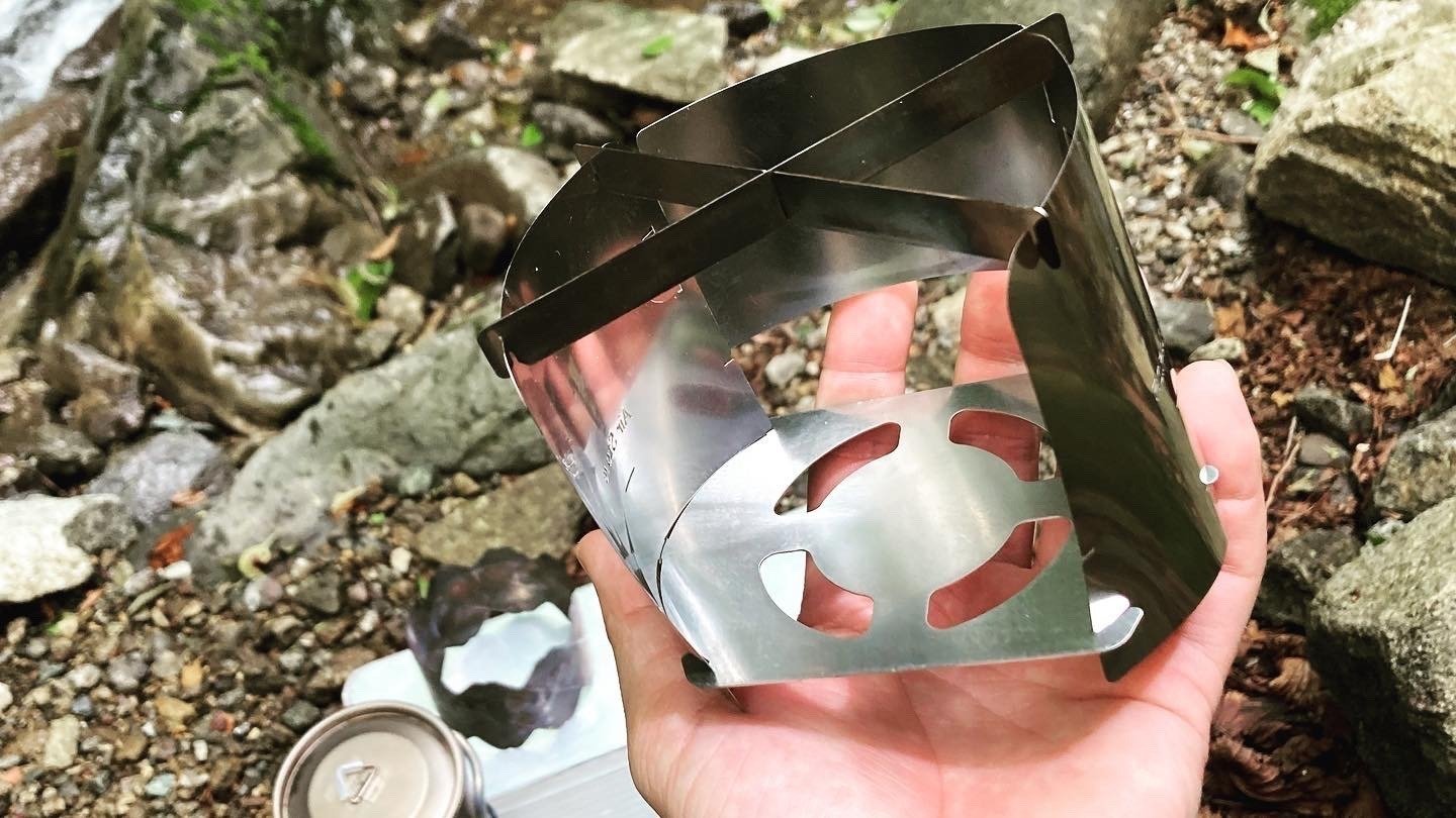 FUKUさんのair stove largeにミュニークのx-mesh stoveを取り付けて