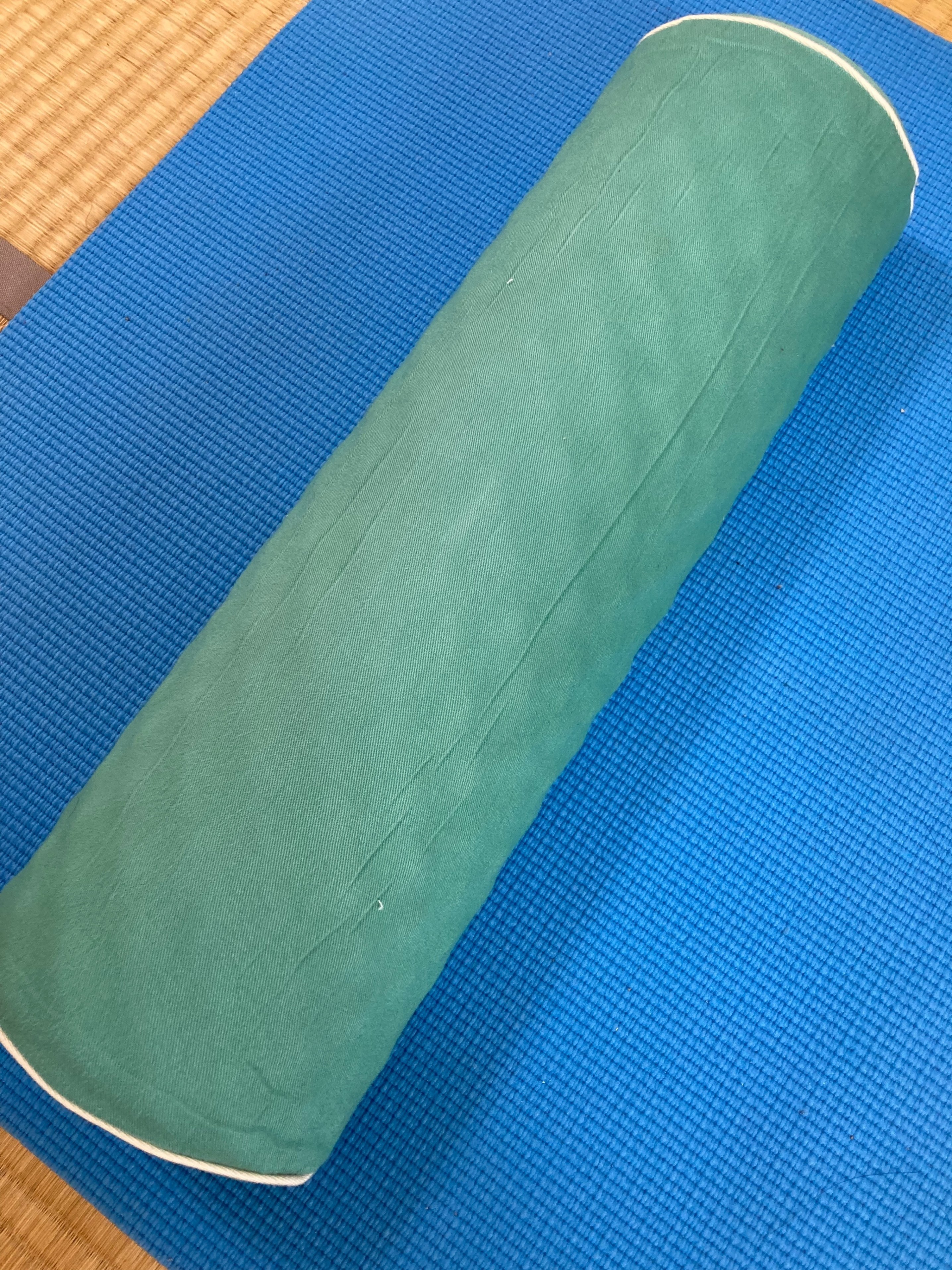 自分の身体を大切にする方法～あおたけ枕を使った体操｜7万人サポート