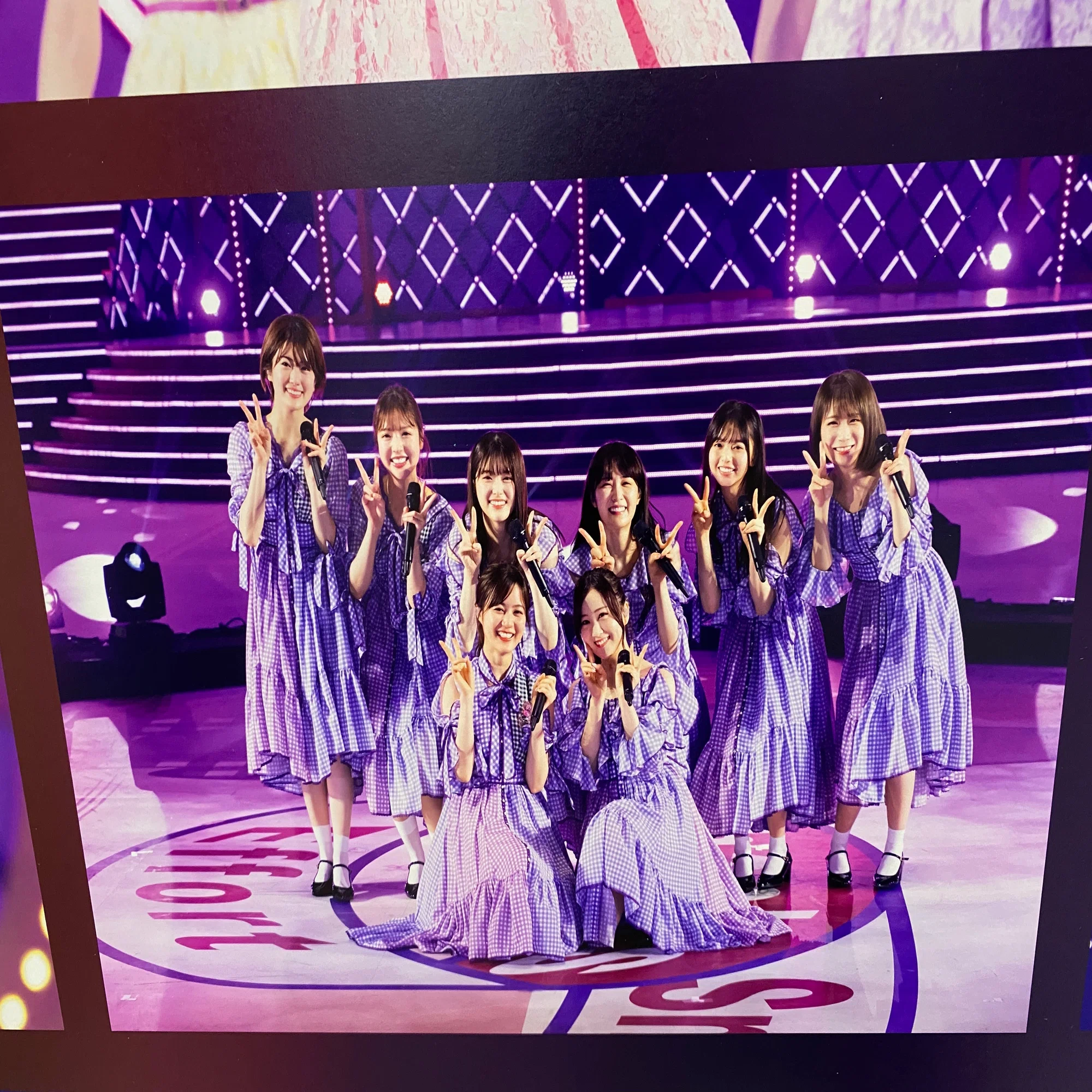 乃木坂46 9thバスラリリース記念パネル展と衣装展示、東京タワー｜雪峰