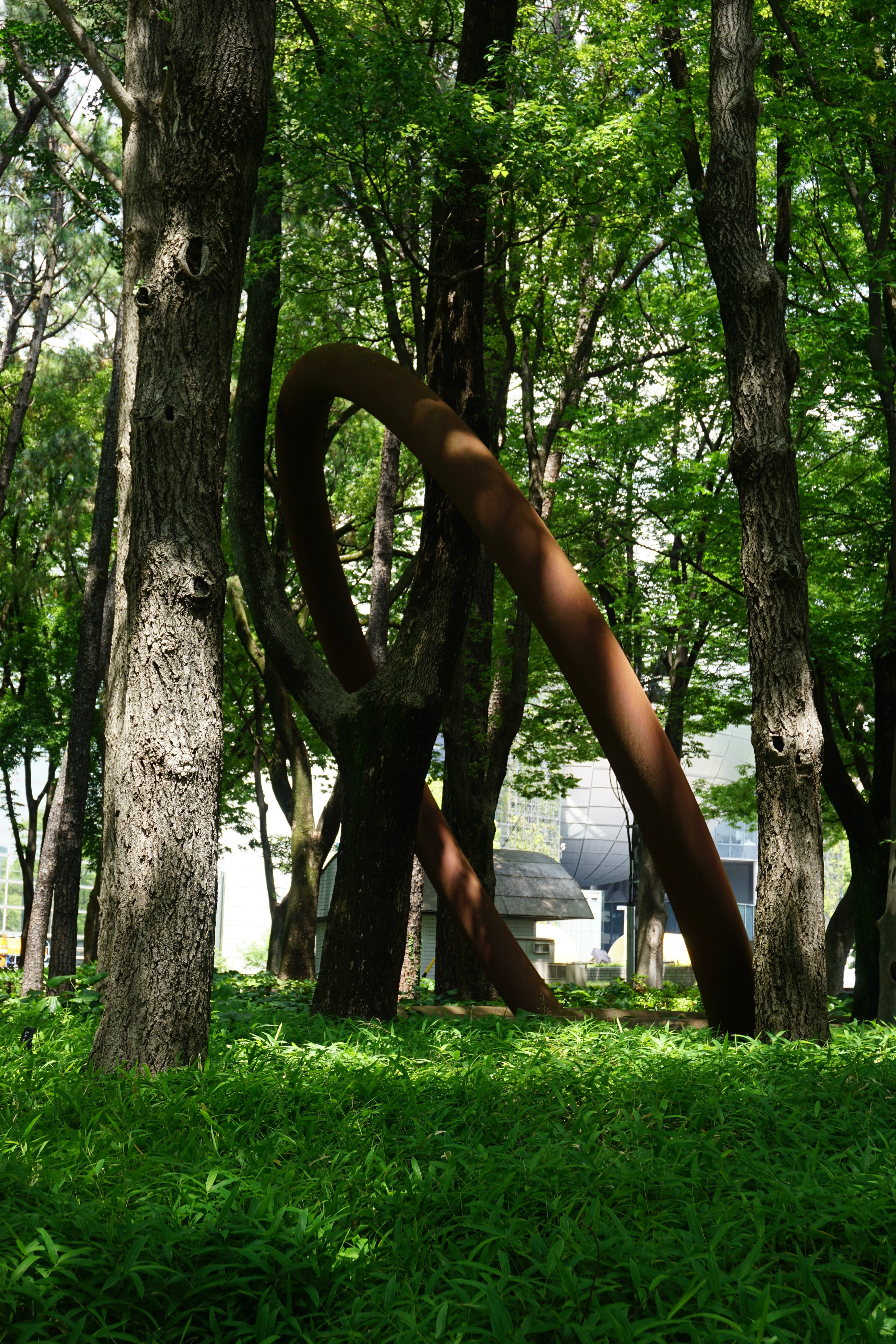 なごやを歩こう/伏見エリア編 白川公園の美術作品を訪ねて～広報なごや8月号～｜名古屋市公式note