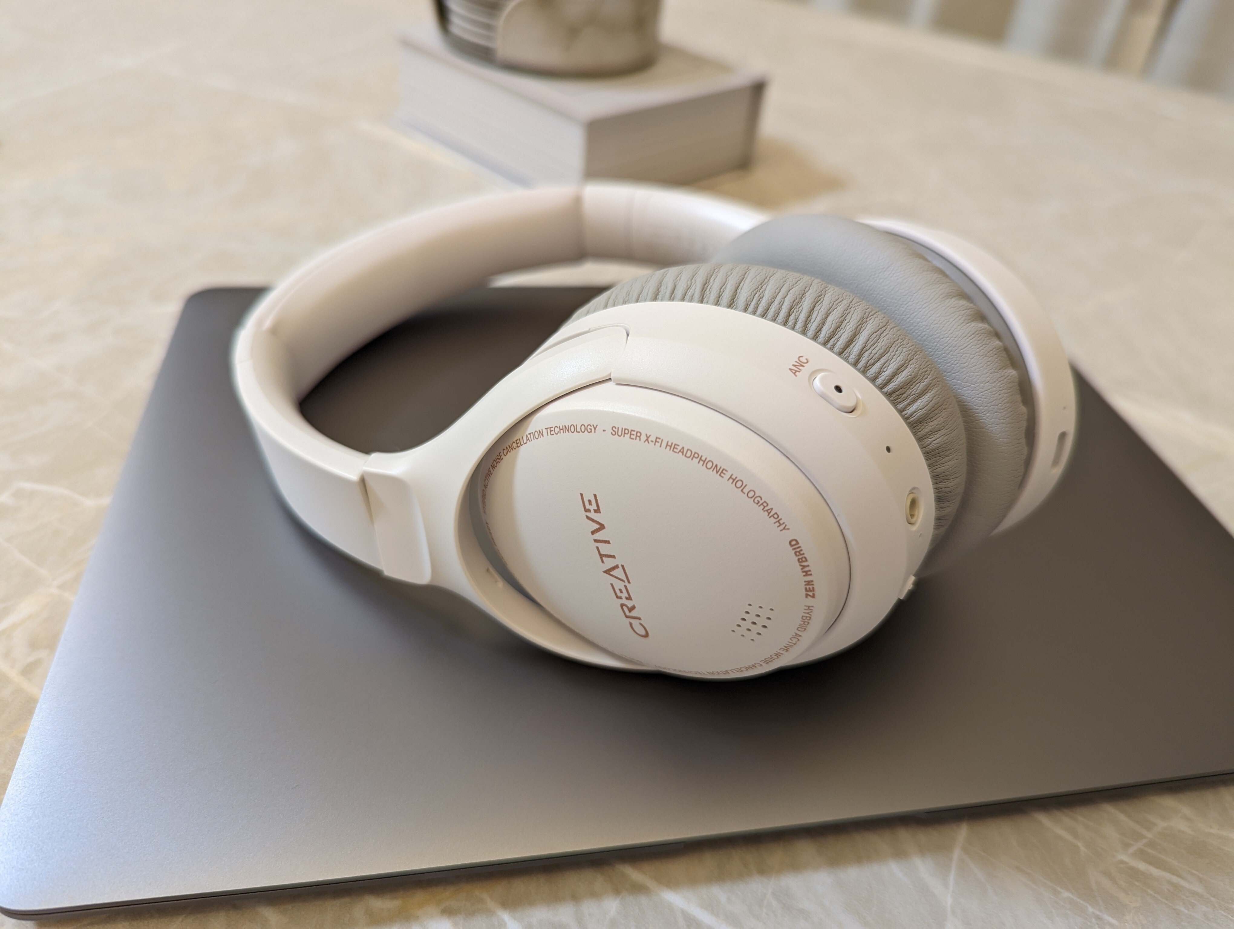 CREATIVE Zen Hybridの自腹レビュー。音質は？ANCは