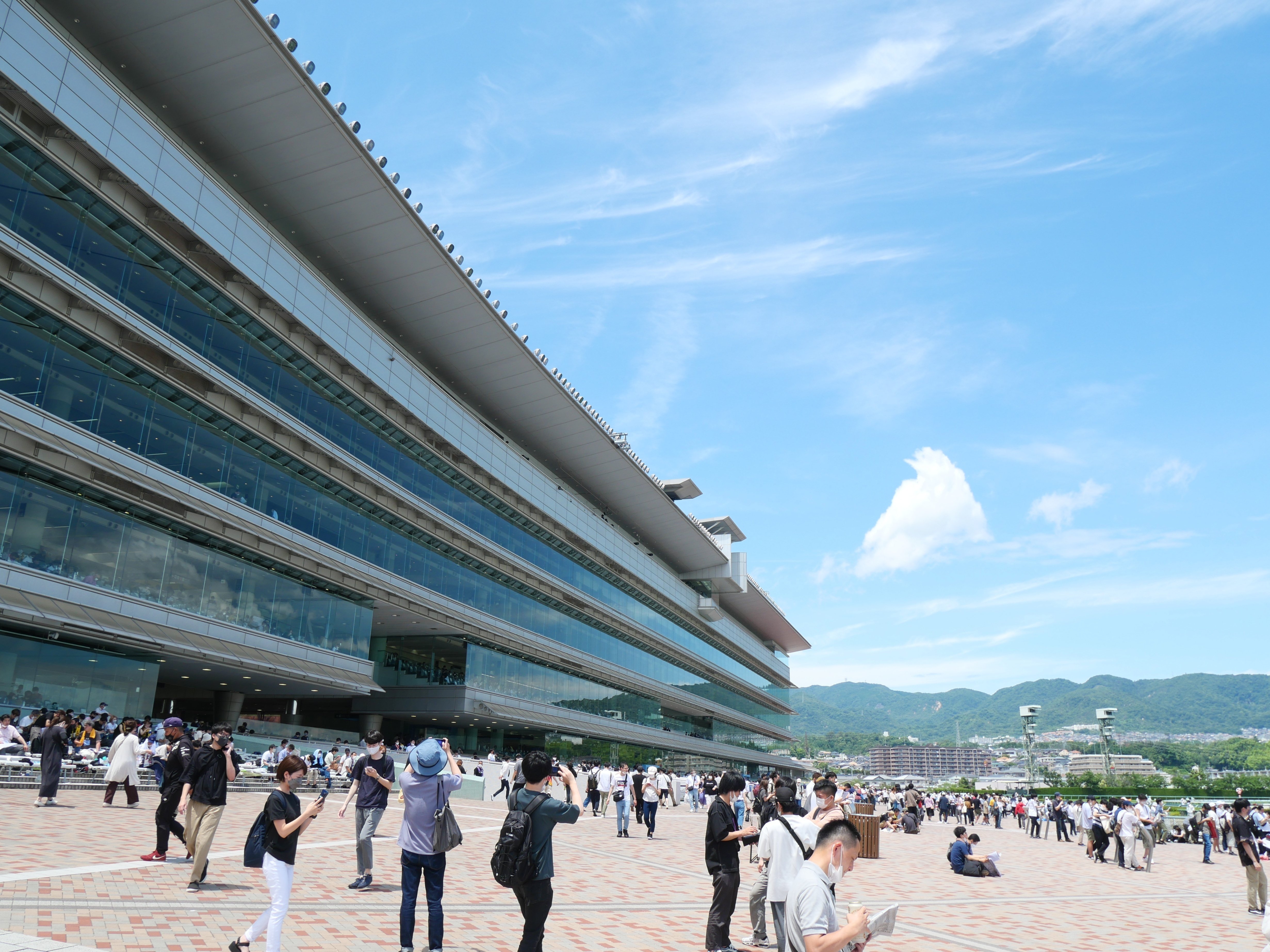 LUMIX G100と望遠レンズで写す、神戸と宝塚の阪急沿線オシャレ LUMIX G100と望遠レンズで写す、神戸と宝塚の阪急沿線オシャレ